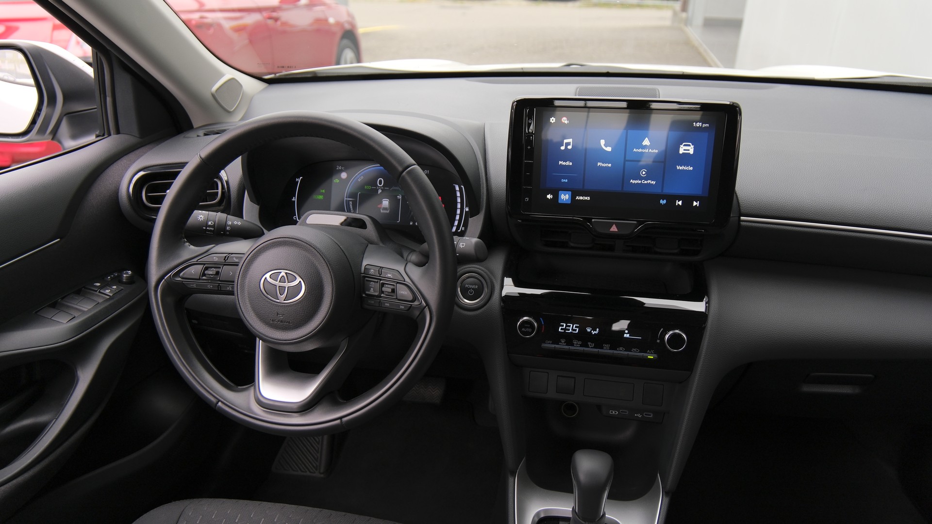 TOYOTA Yaris Cross 1.5 Trend e-CVT-image-16