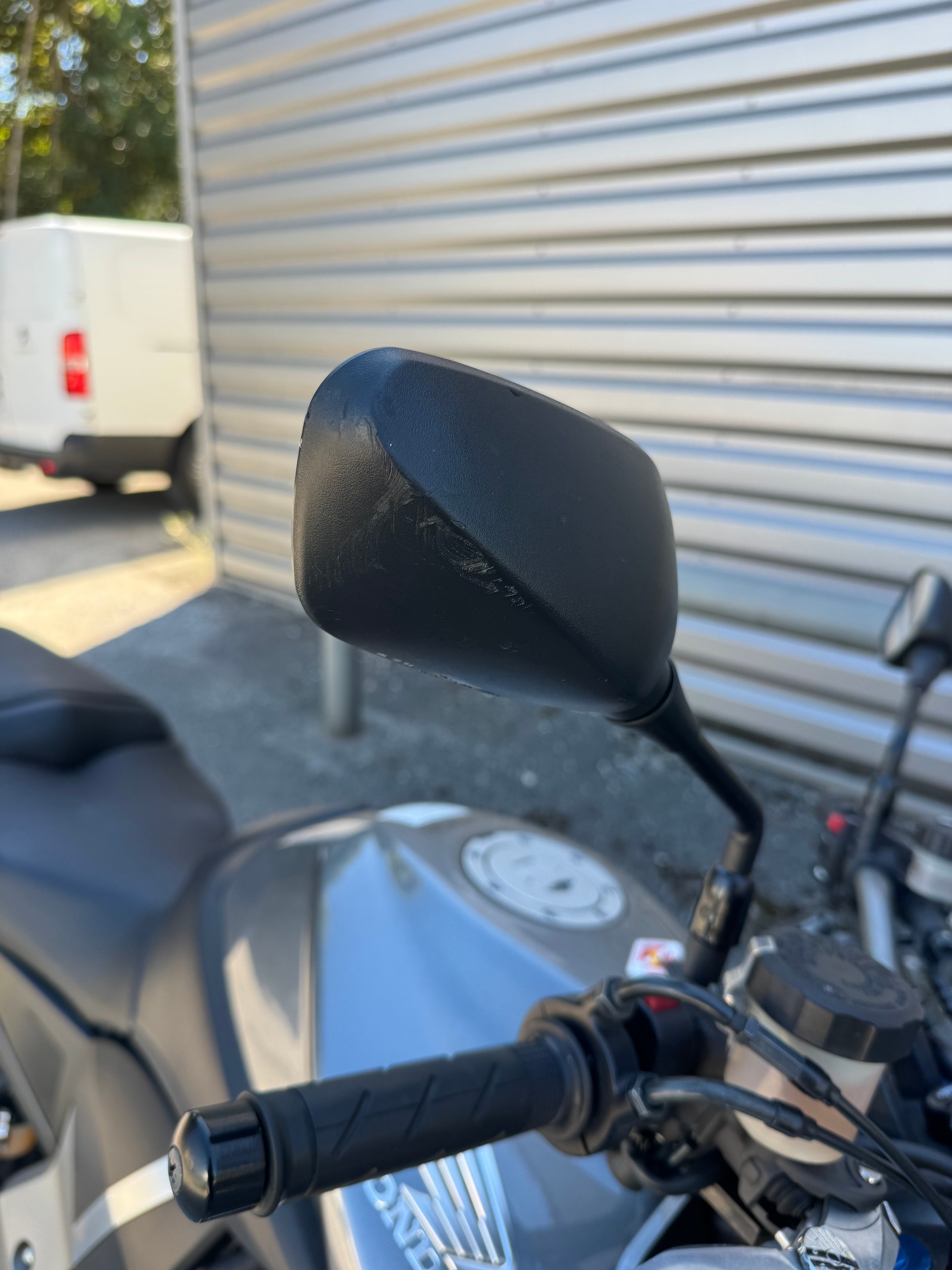HONDA CB 1000 R ABS-image-6