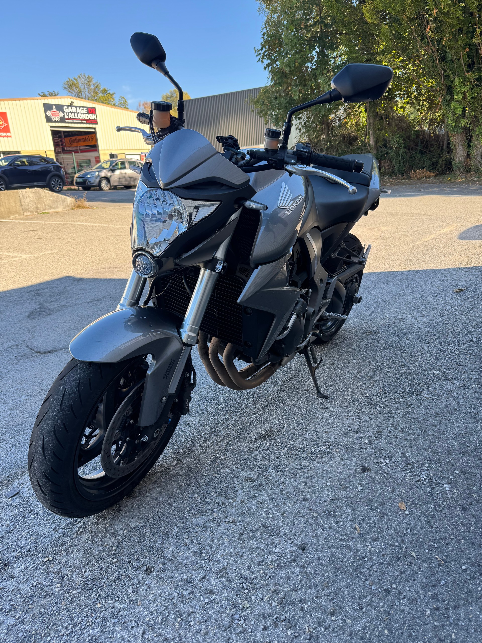 HONDA CB 1000 R ABS-image-11