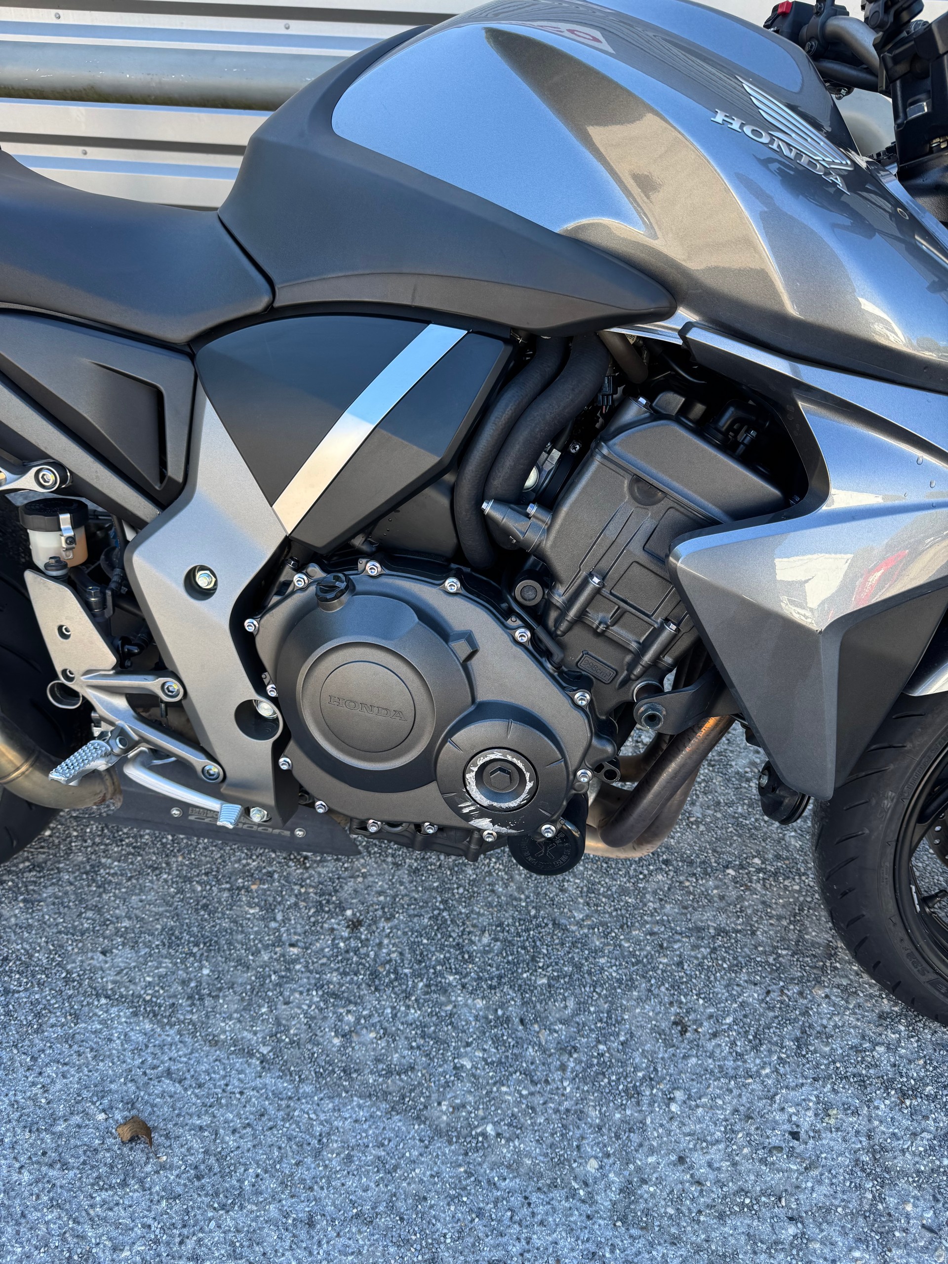 HONDA CB 1000 R ABS-image-4