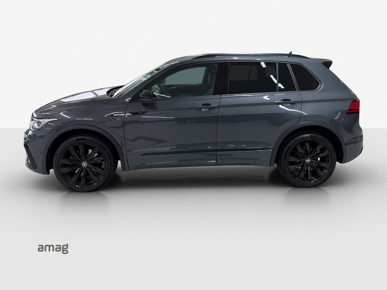 VW Tiguan 2.0TSI R-Line 4Motion DSG-showroom-element-1