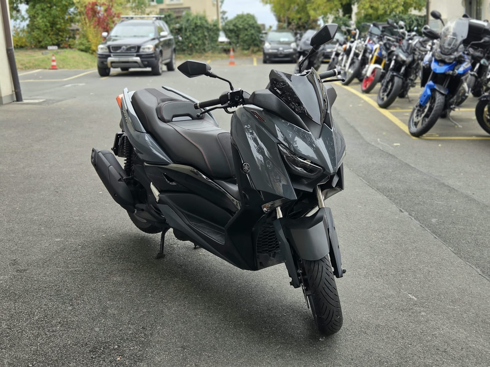 YAMAHA X-Max YP 125 Tech Max-image-1