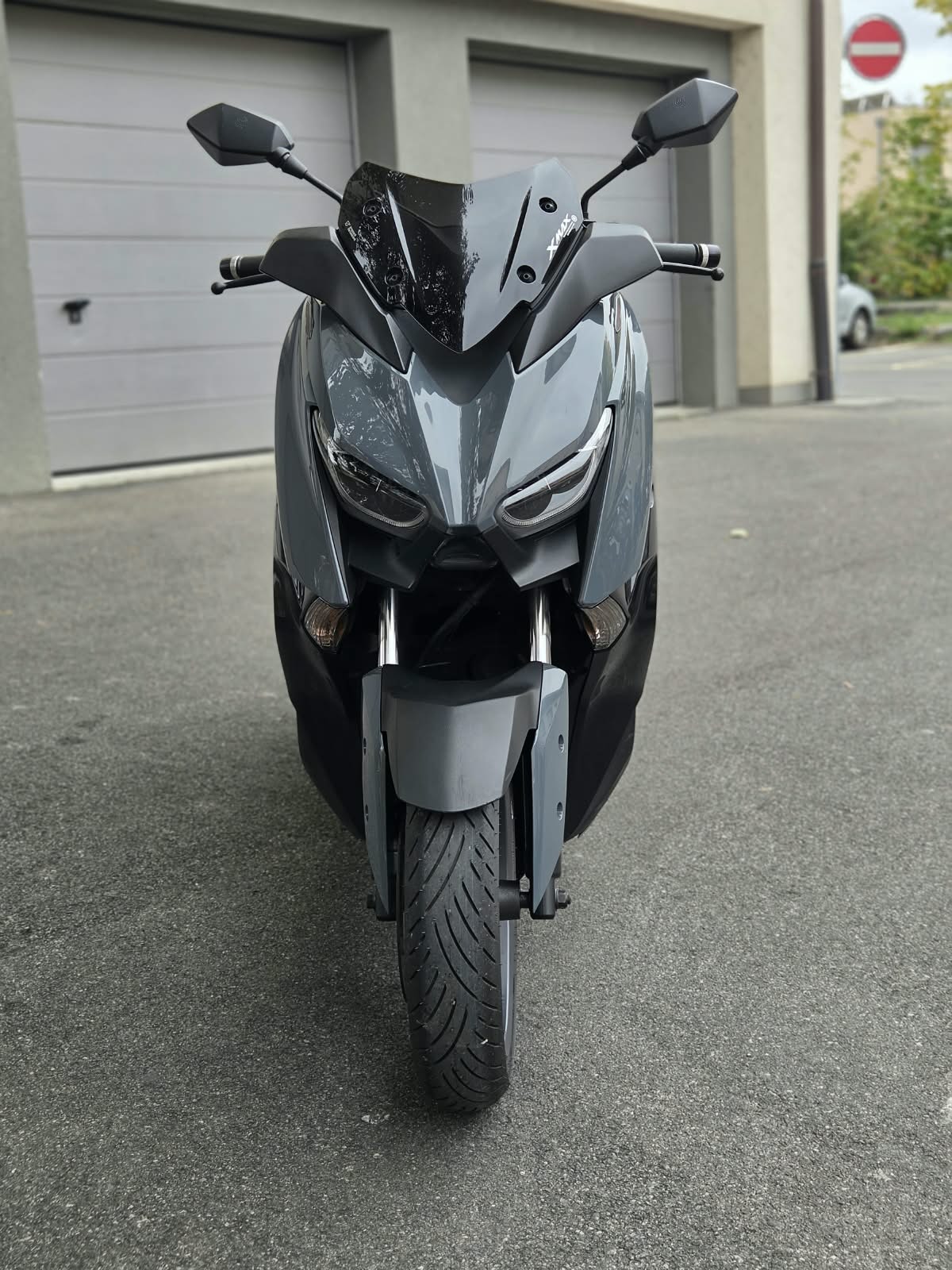 YAMAHA X-Max YP 125 Tech Max-image-4