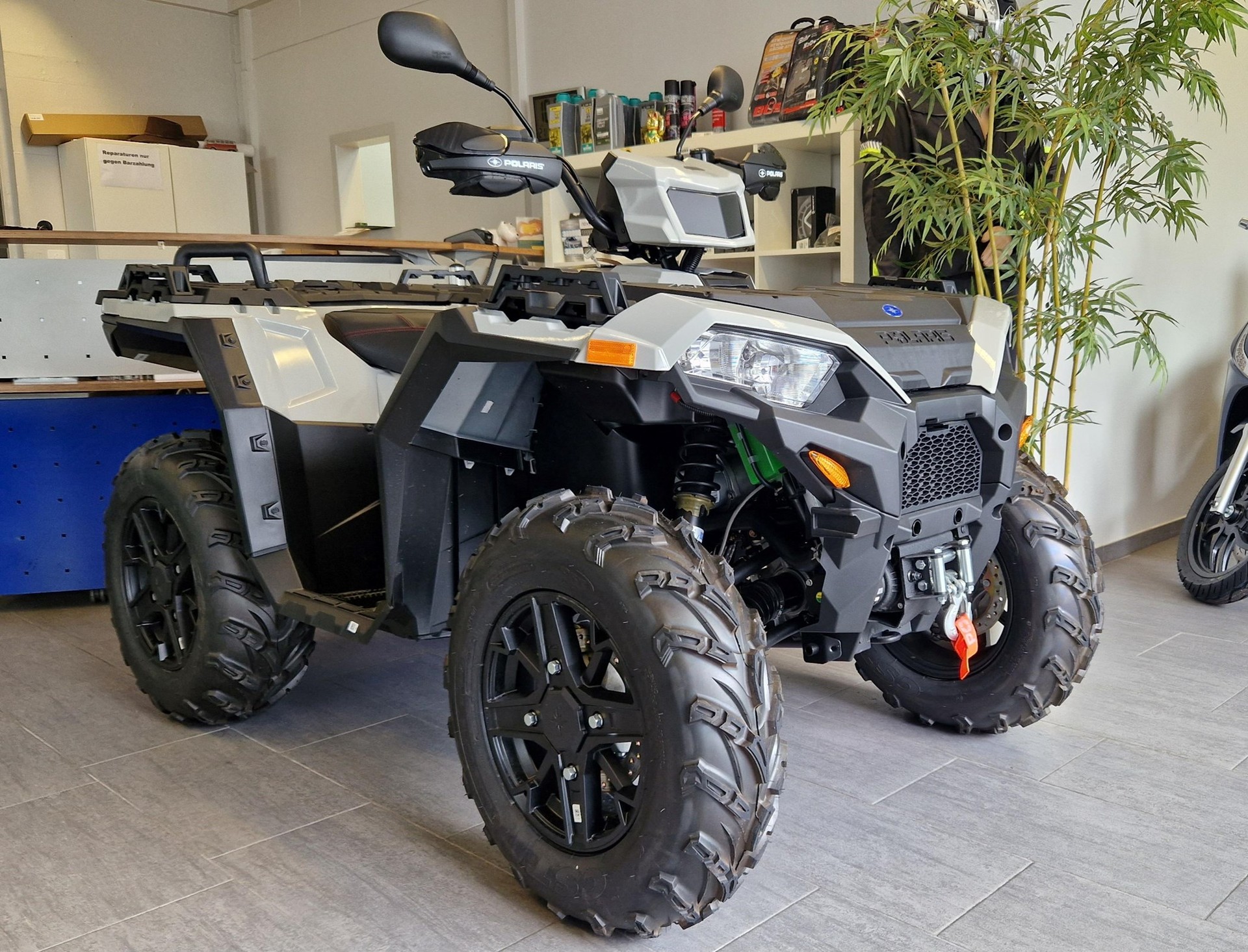 POLARIS Sportsman 1000 EFI 4x4-image-1