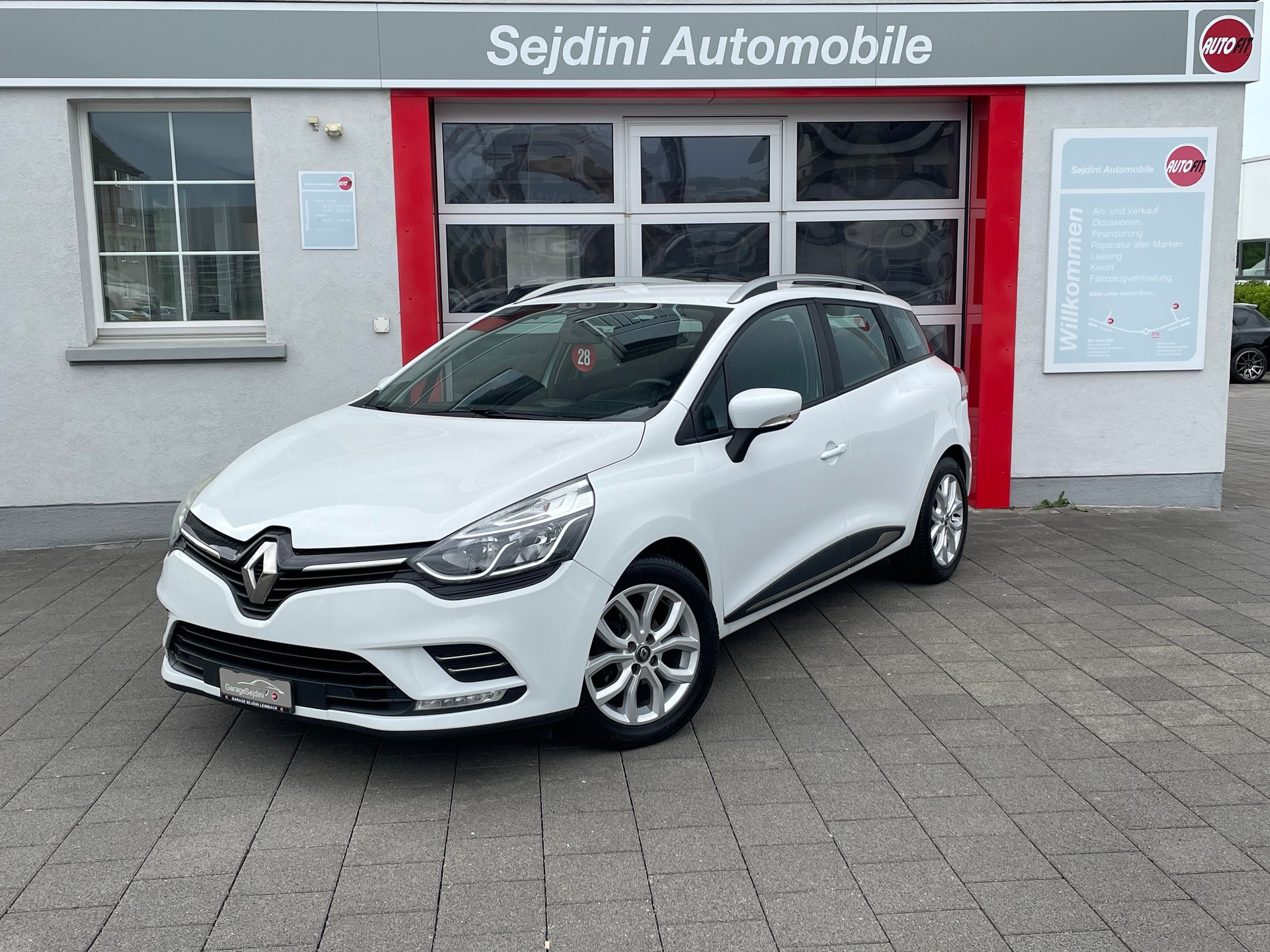 RENAULT Clio Grandtour 1.5 dCi Expression EDC