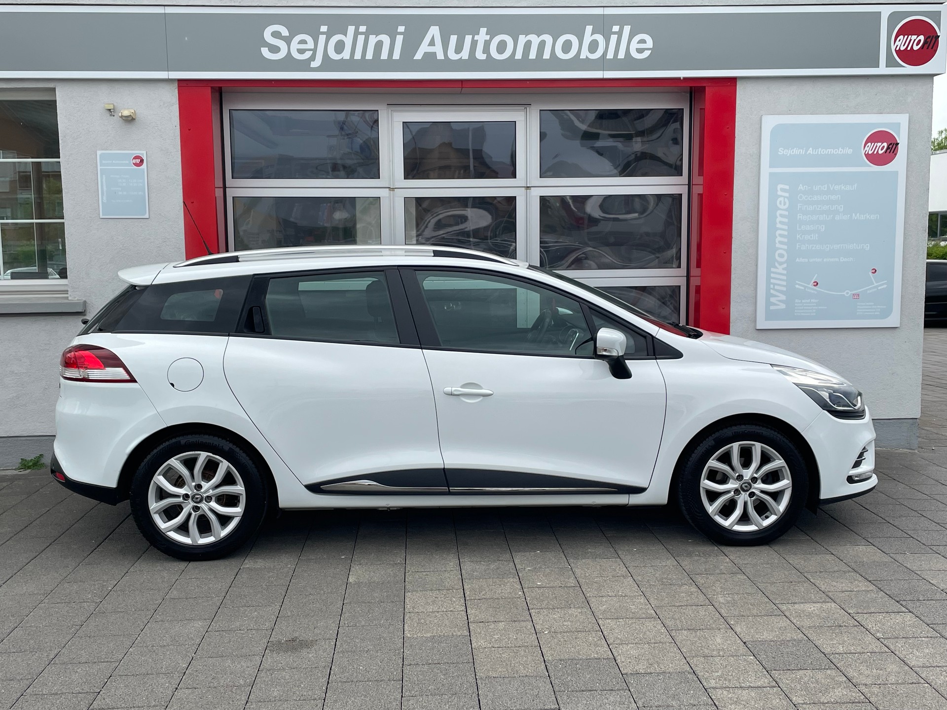 RENAULT Clio Grandtour 1.5 dCi Expression EDC-image-3