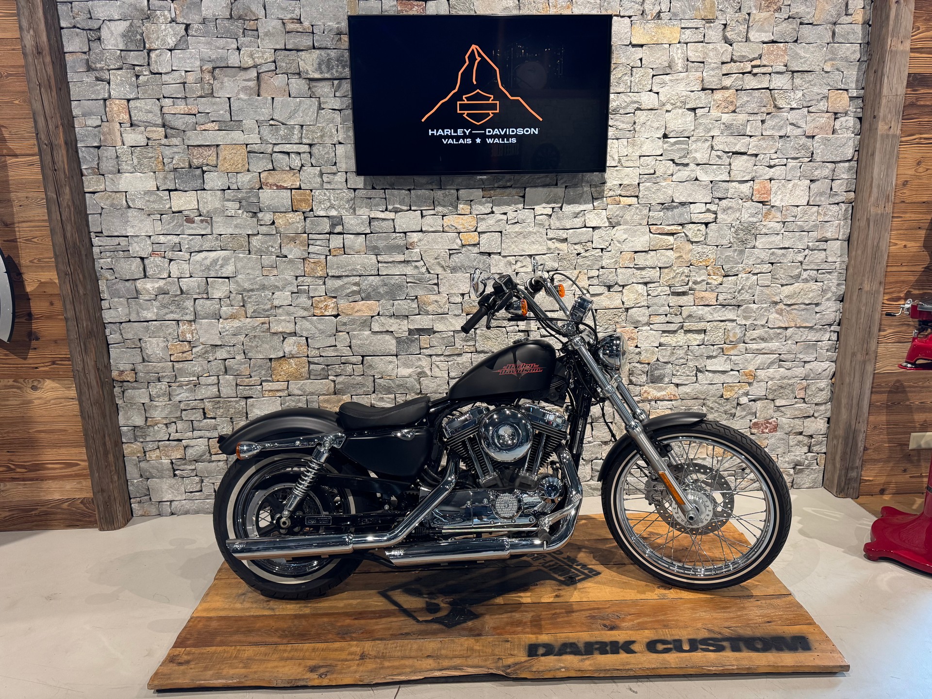 HARLEY-DAVIDSON XL 1200 V - Seventy Two-image-0