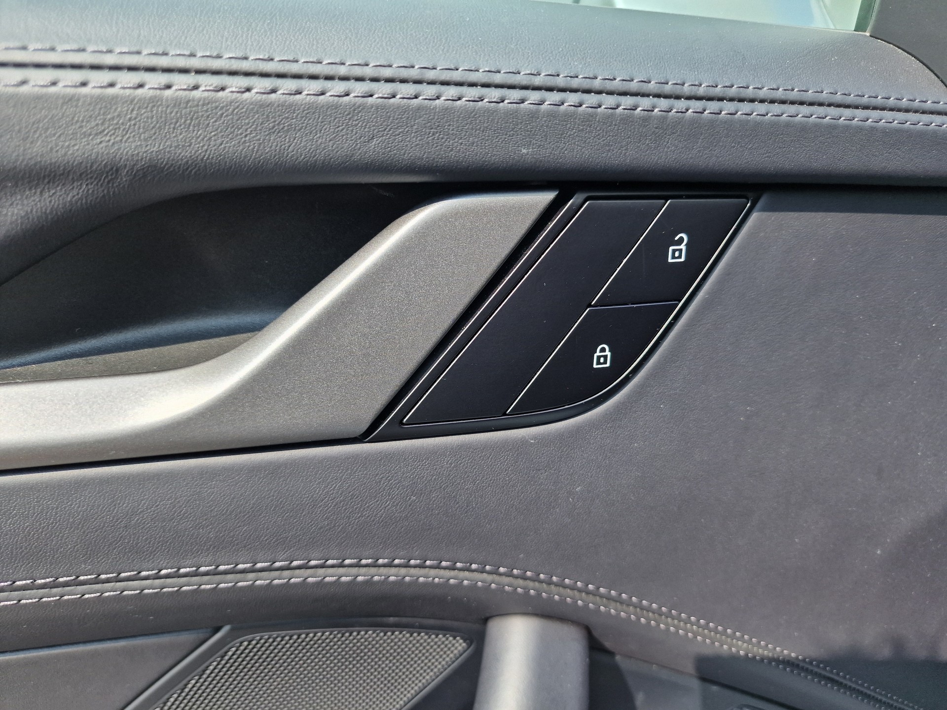PORSCHE 911 Carrera S Cabriolet PDK Retro Felgen-image-25