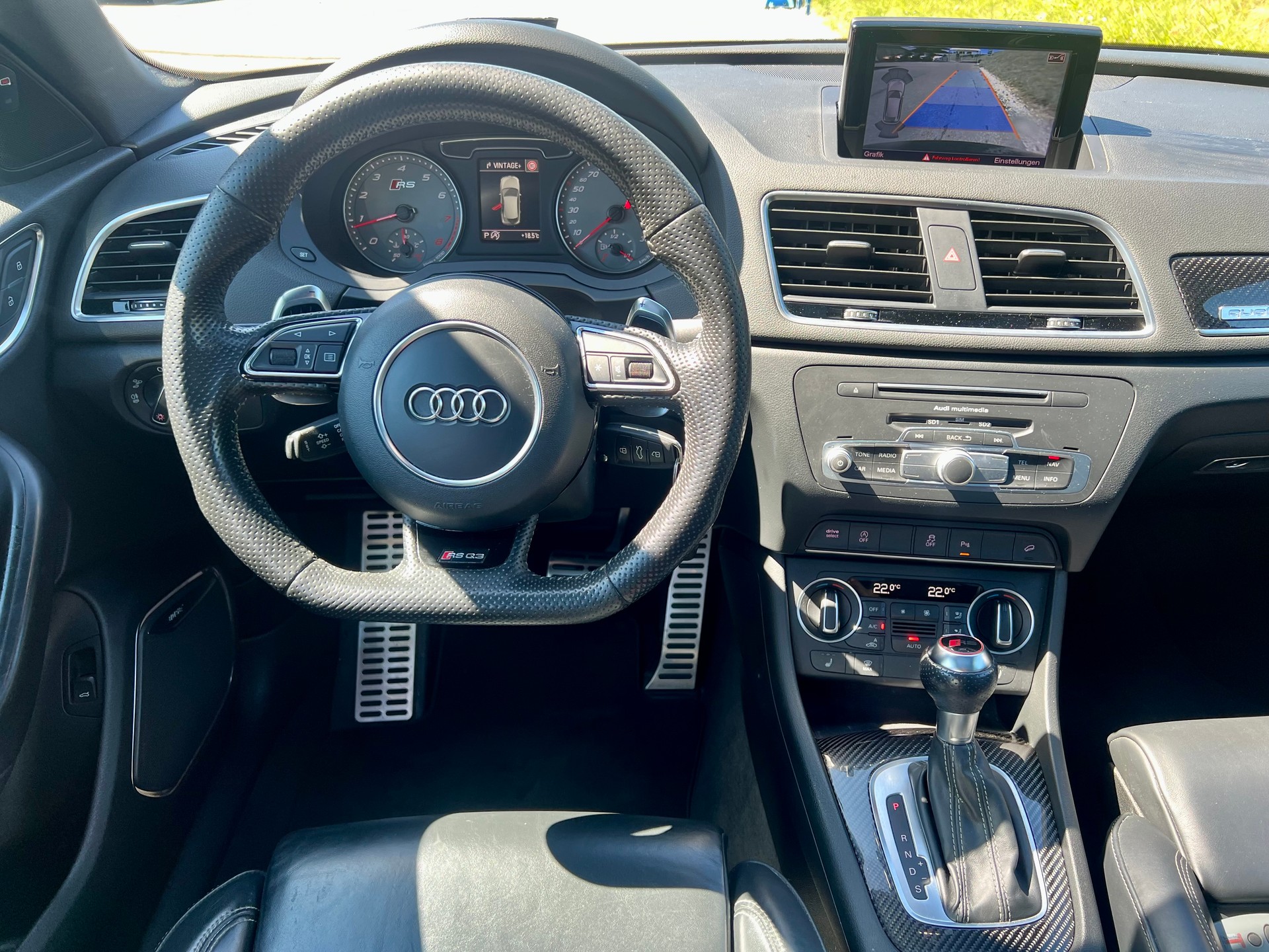 AUDI RS Q3 2.5 TFSI quattro S-tronic-image-8