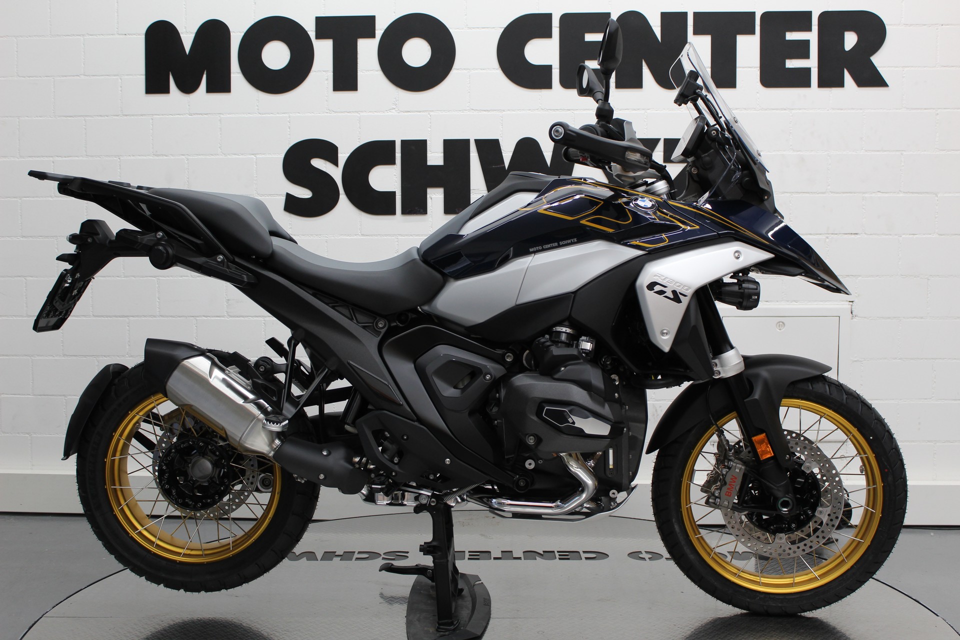 BMW R 1300 GS-image-0