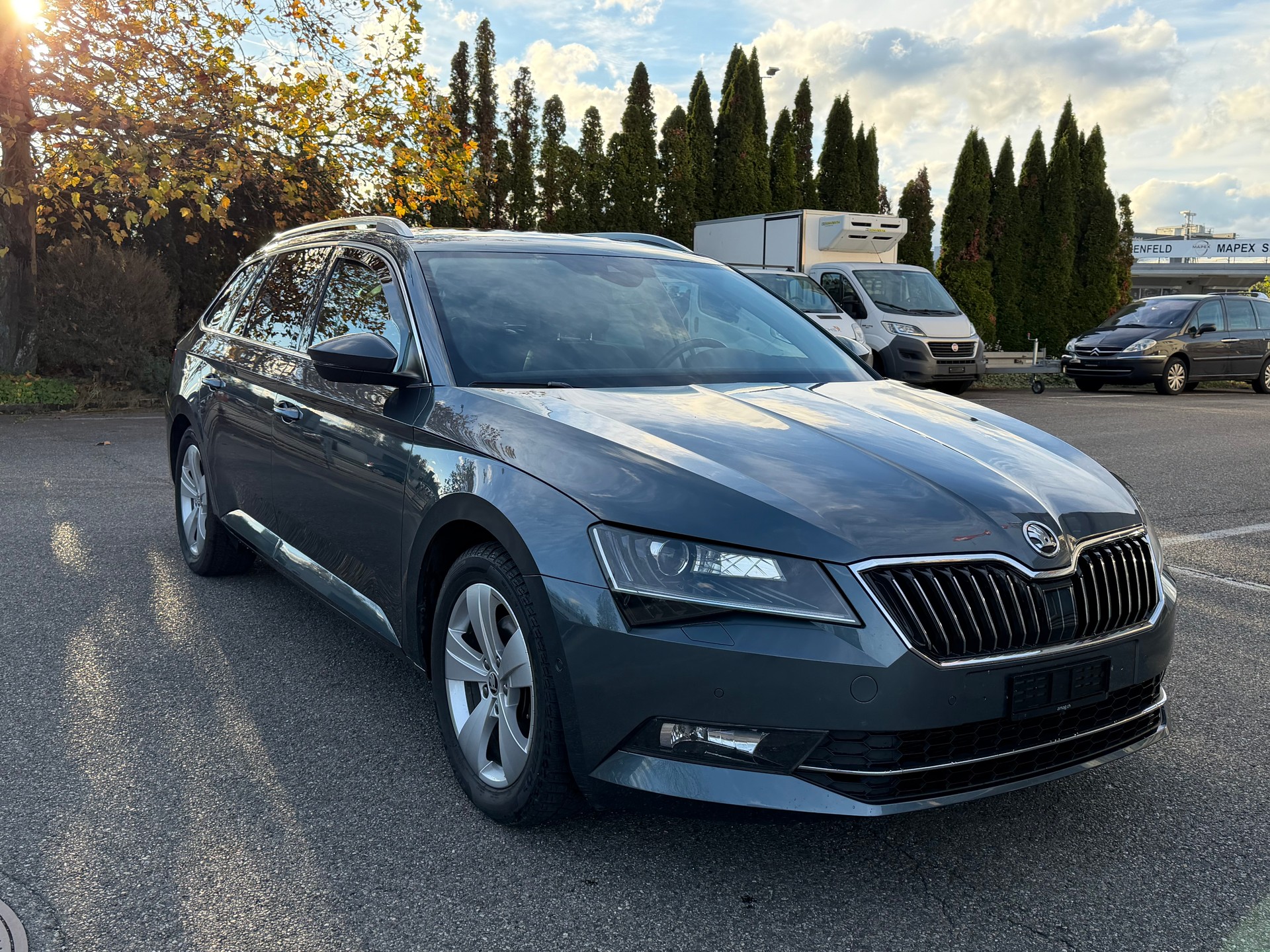 SKODA Superb Combi 2.0 TDi Style 4x4 DSG-image-2