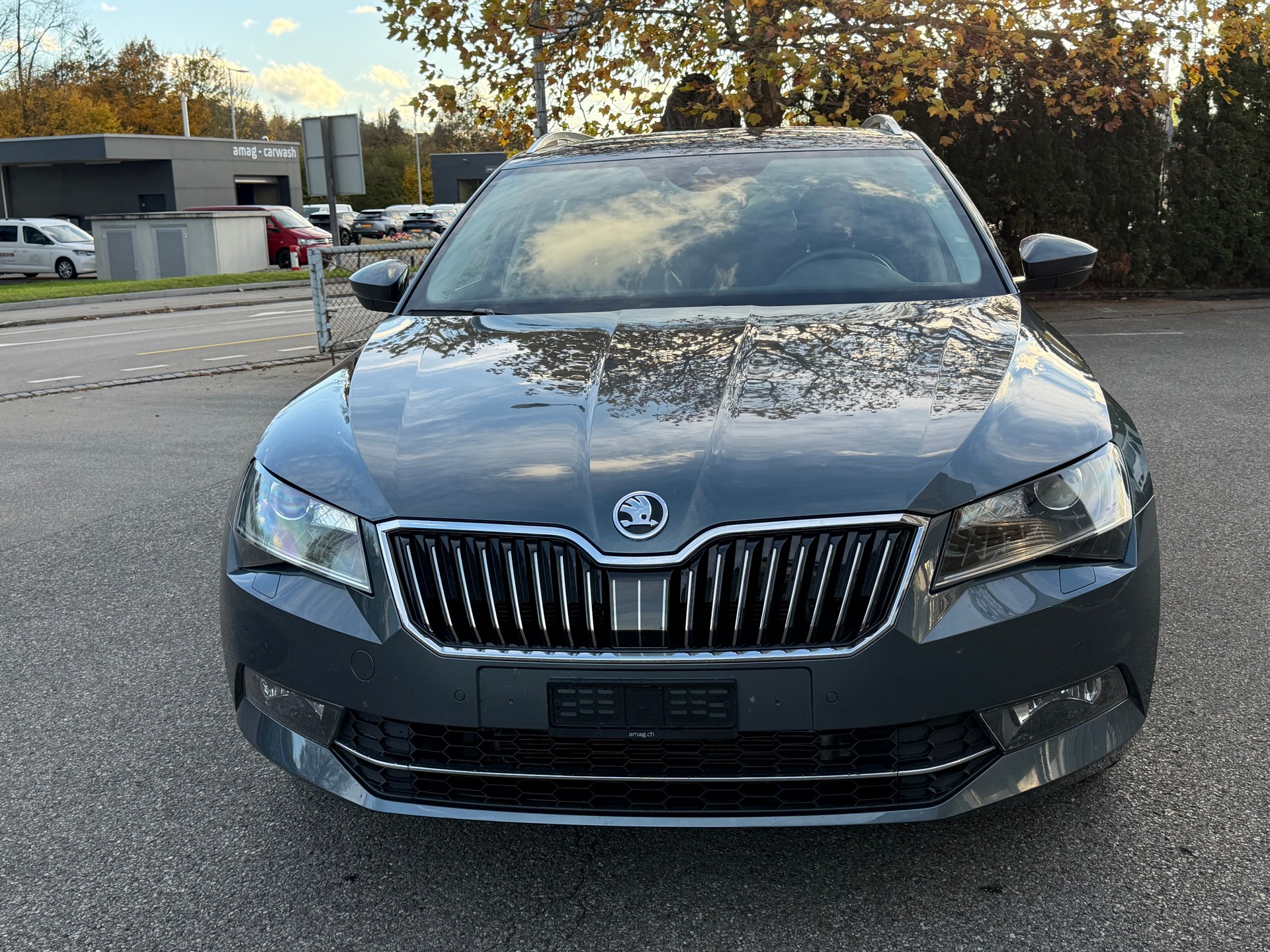 SKODA Superb Combi 2.0 TDi Style 4x4 DSG-image-1