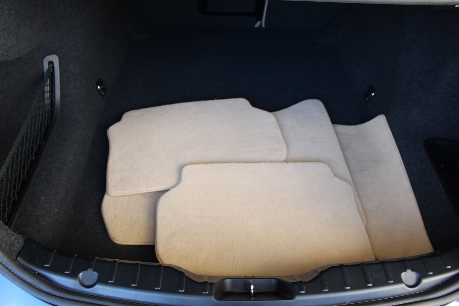 BMW 535i / 6-Gang Schalter ab Werk / 306PS / Weltweit sehr selten / Garantie / Alle Service bei BMW / Neu ab MFK / Sammler Liebhaber-image-15
