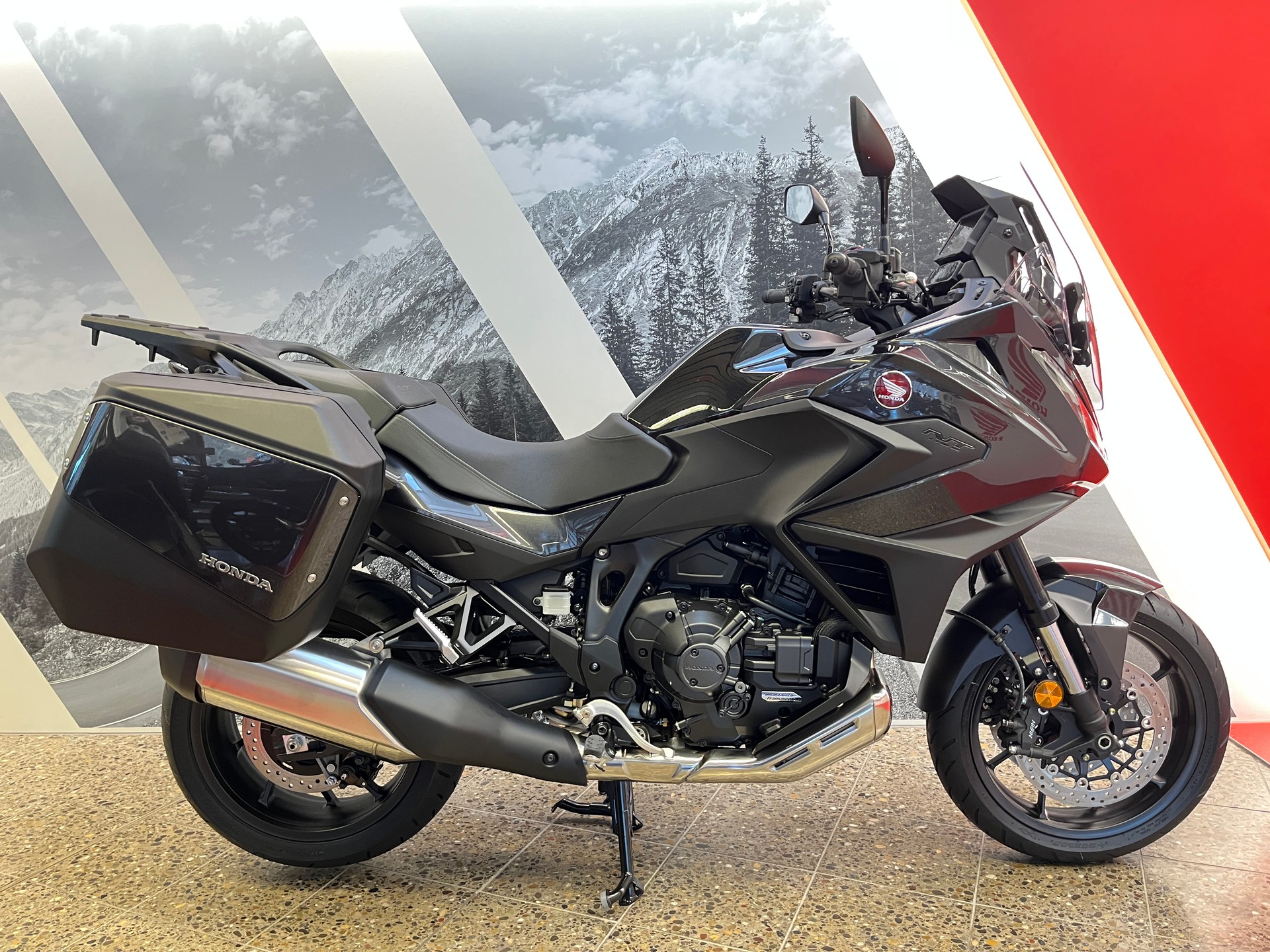 HONDA NT1100 DCT 2025-image-0