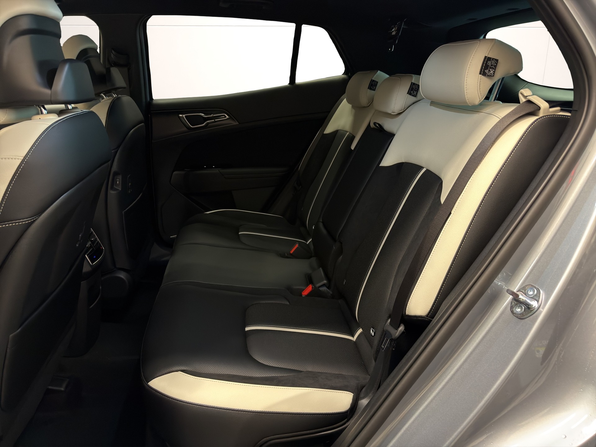 KIA Sportage 1.6T-GDi HEV GT-Line 4x4 A-image-10
