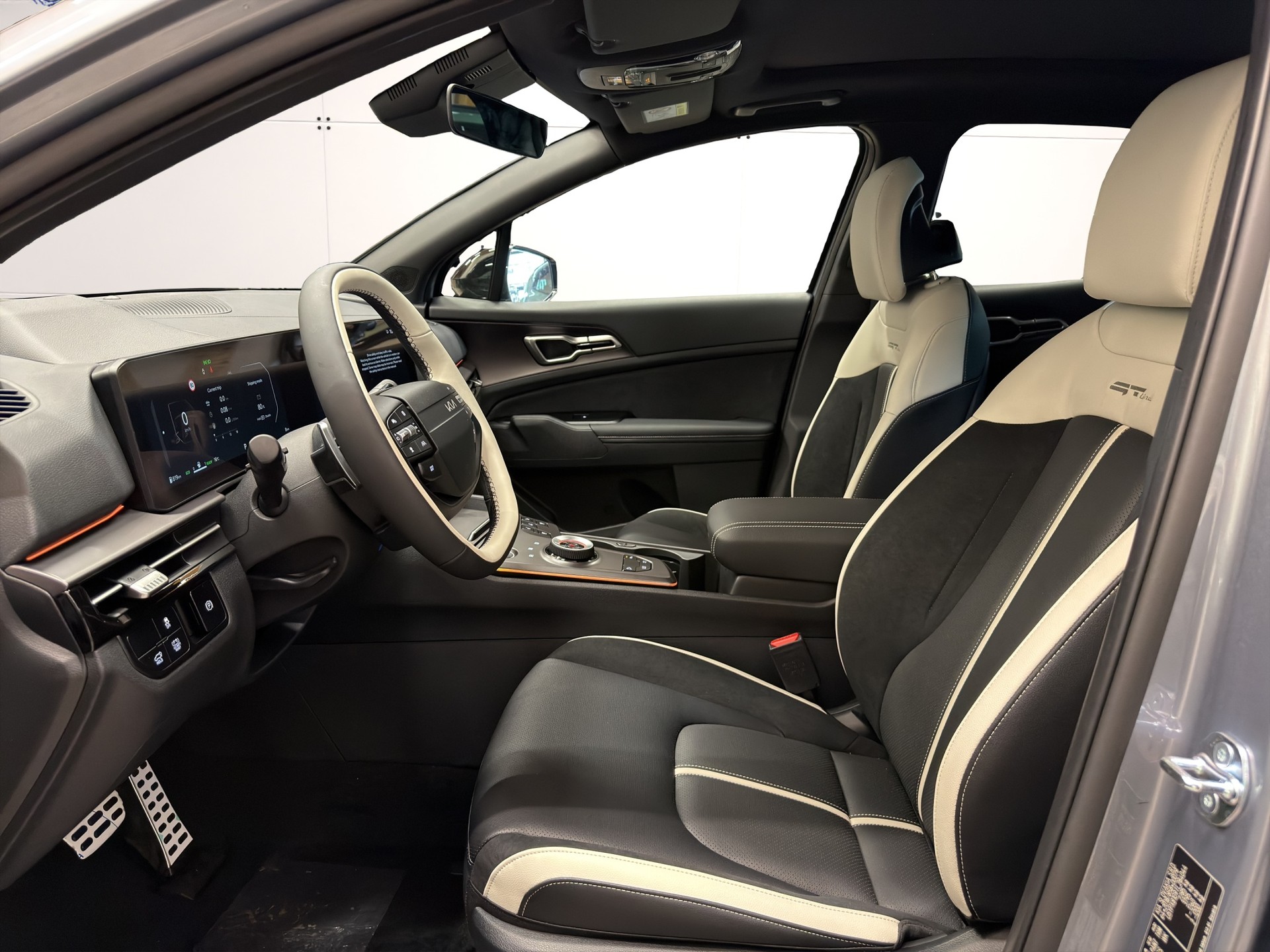 KIA Sportage 1.6T-GDi HEV GT-Line 4x4 A-image-9