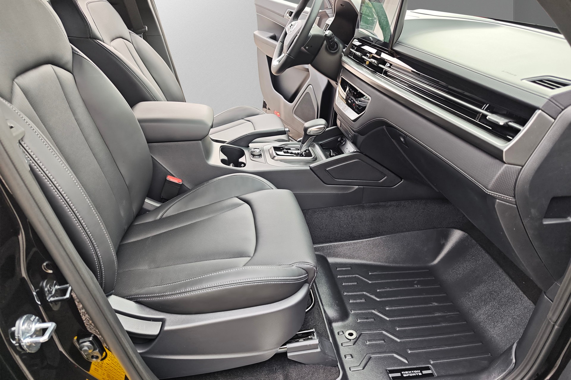 KGM-SsangYong Titanum-image-8