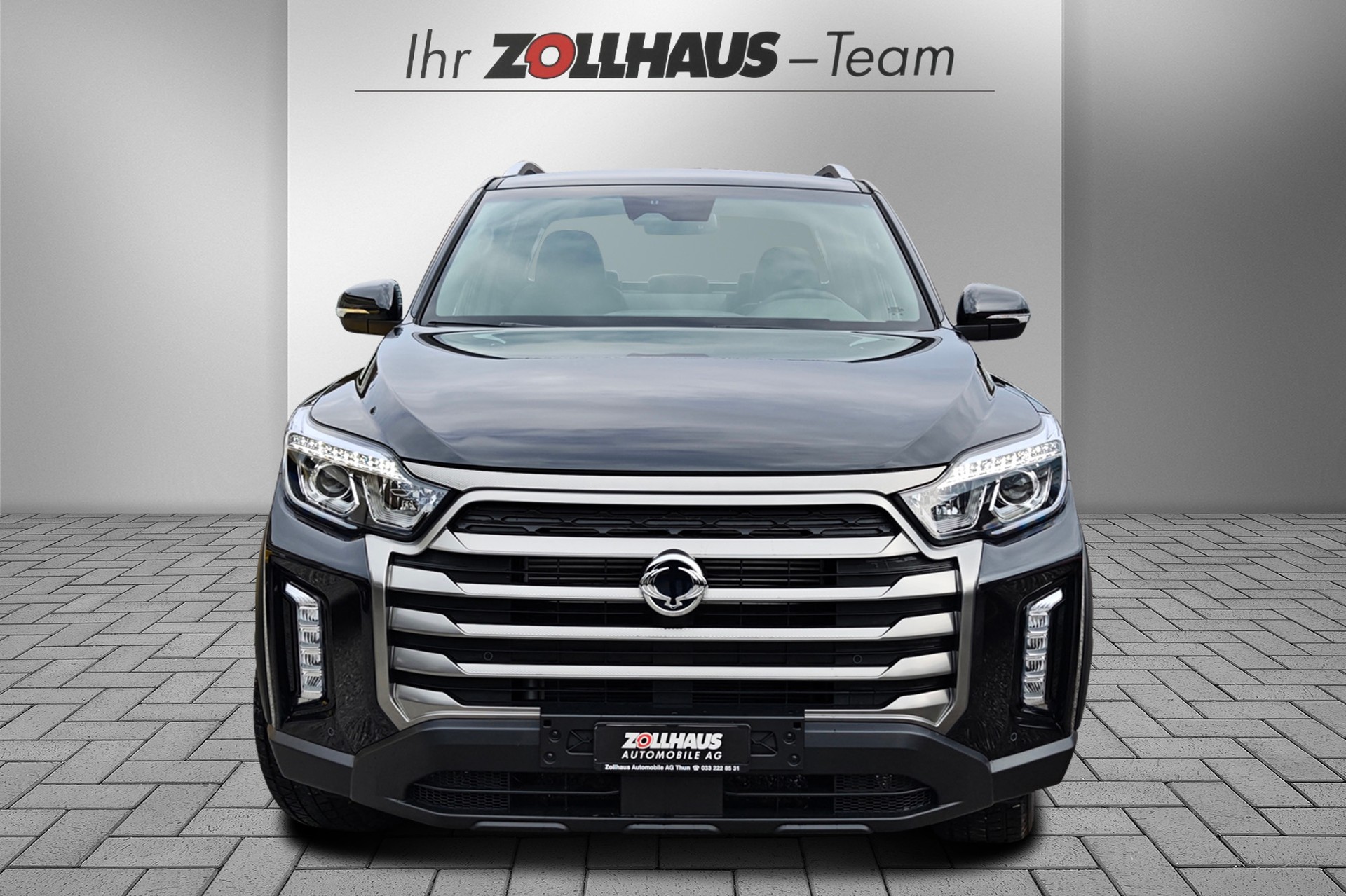 KGM-SsangYong Titanum-showroom-element-1