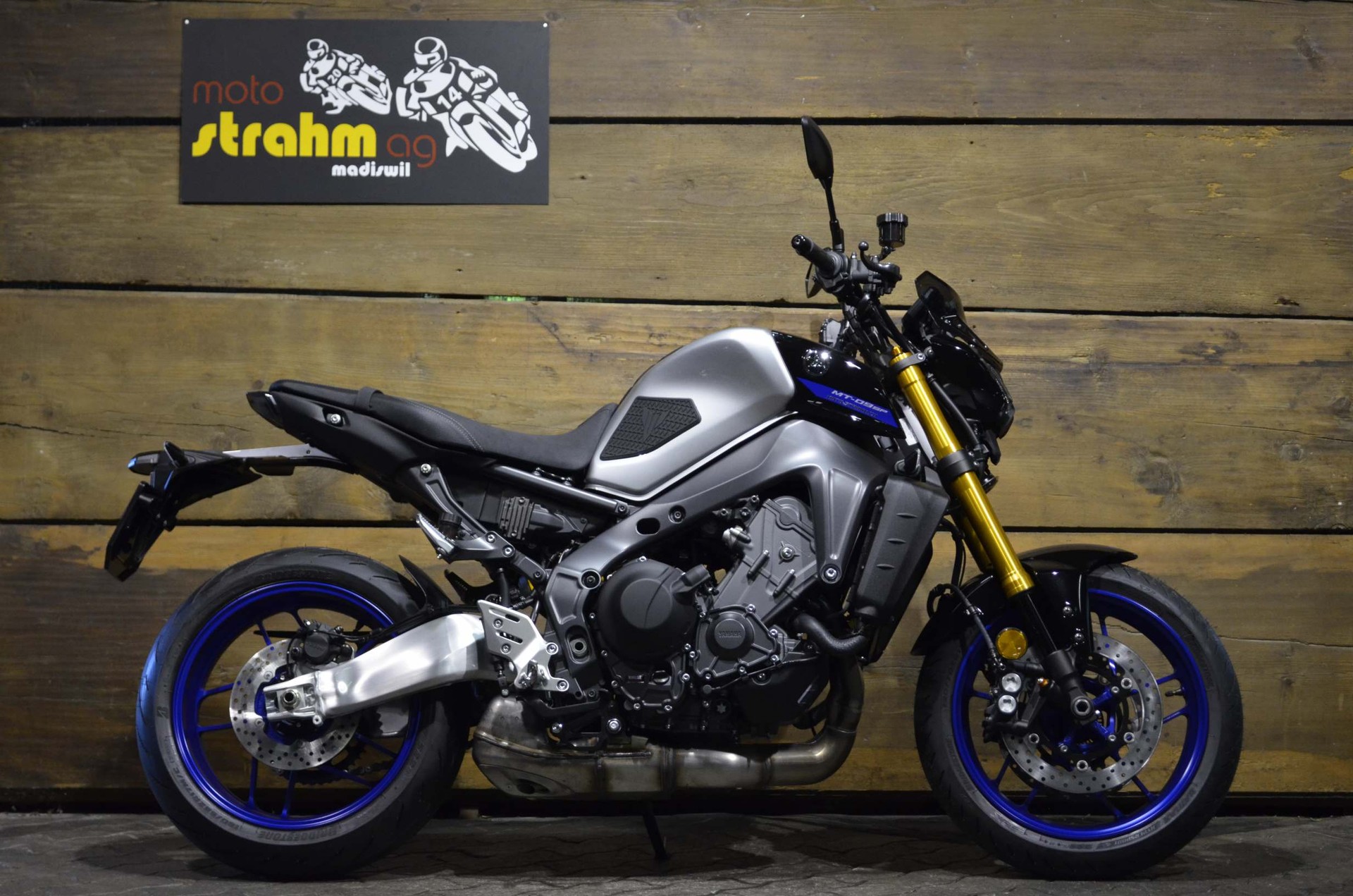 YAMAHA MT-09 SP ABS-image-1