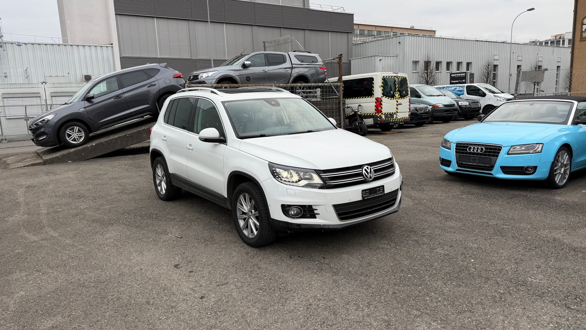 VW Tiguan 2.0 TDI BlueMotion Sport&Style 4Motion DSG-image-1