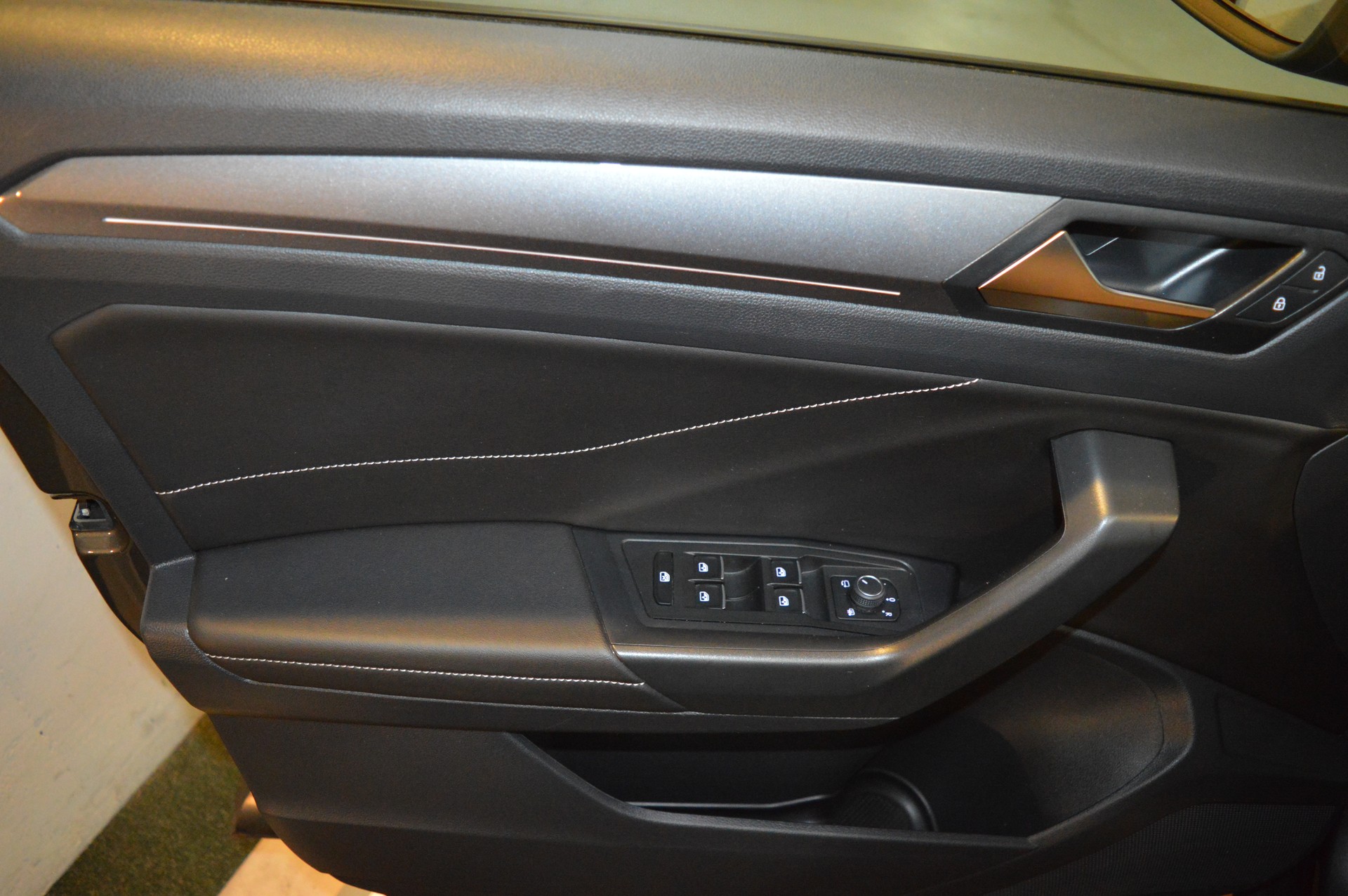 VW T-Roc 1.5 TSI EVO Style DSG-image-25