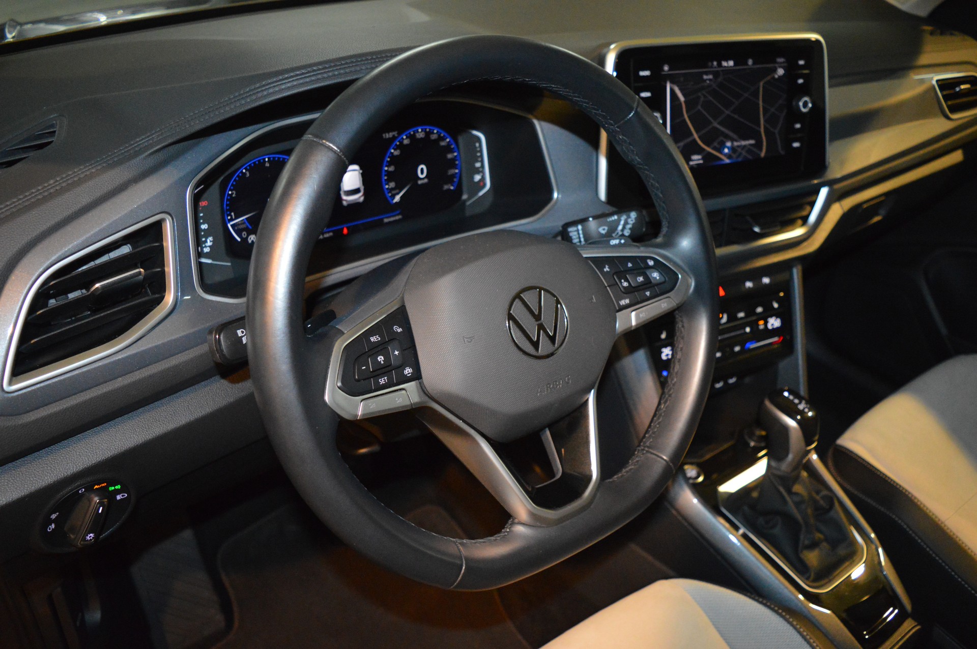 VW T-Roc 1.5 TSI EVO Style DSG-image-17