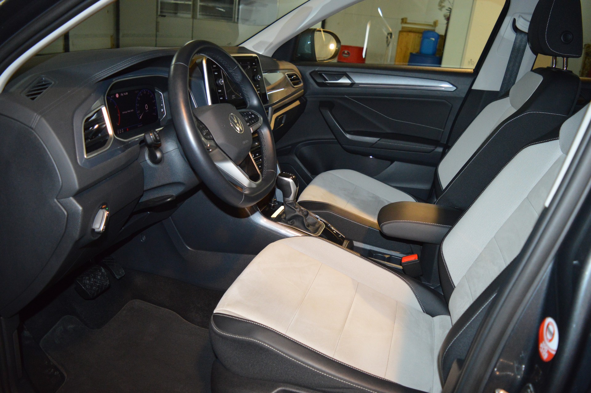 VW T-Roc 1.5 TSI EVO Style DSG-image-18