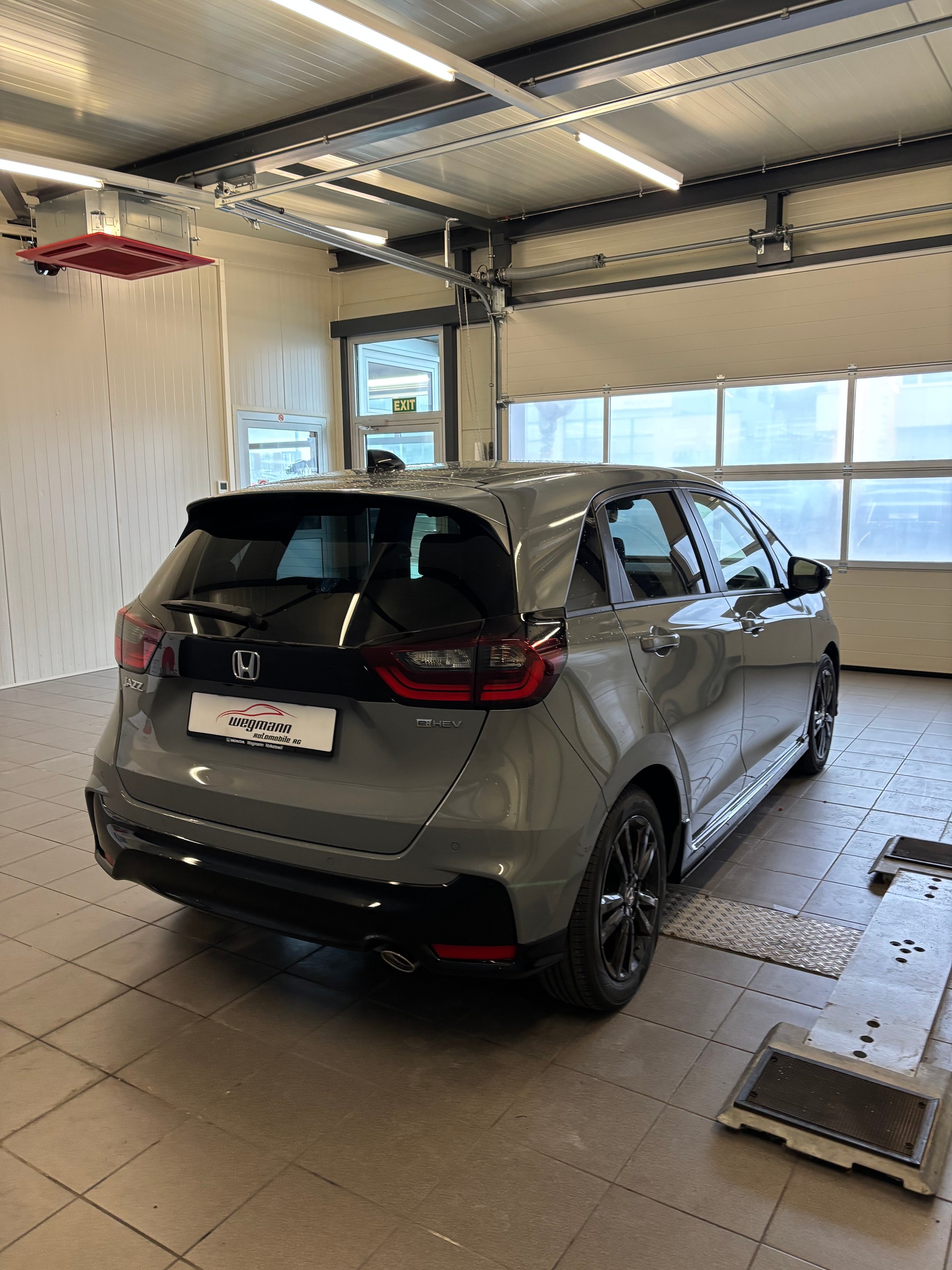 HONDA Jazz 1.5i-MMD Advance Sport E-CVT-showroom-element-3
