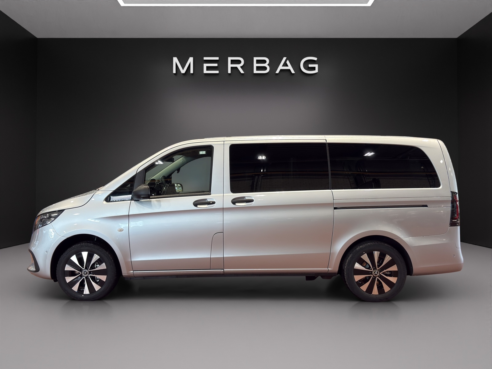 MERCEDES-BENZ Vito 116 CDI Lang Tourer 9G-Tronic 4M Select-image-5
