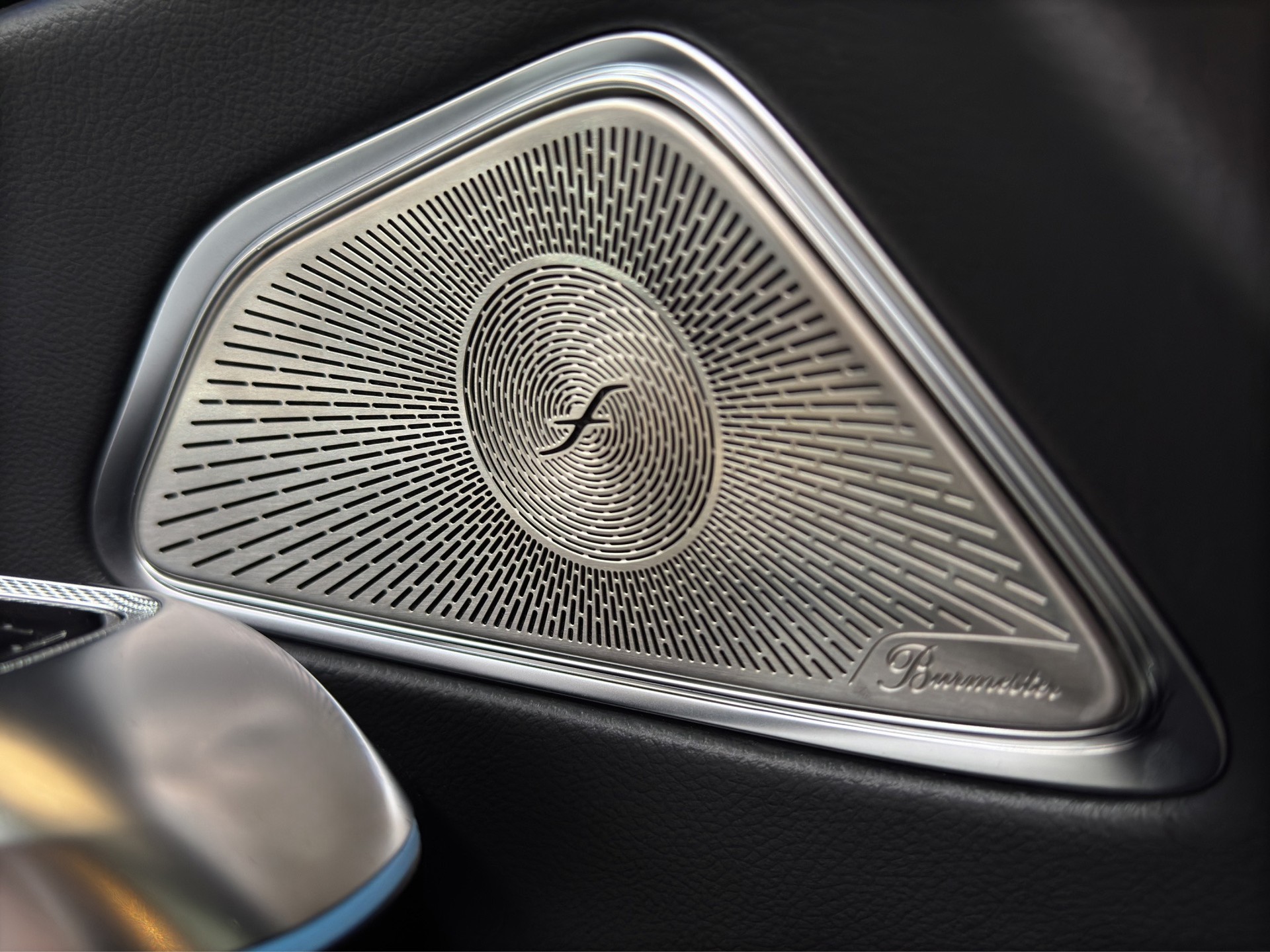 MERCEDES-BENZ E 200 9G-Tronic AMG Line "Burmester-Distronic"-image-10