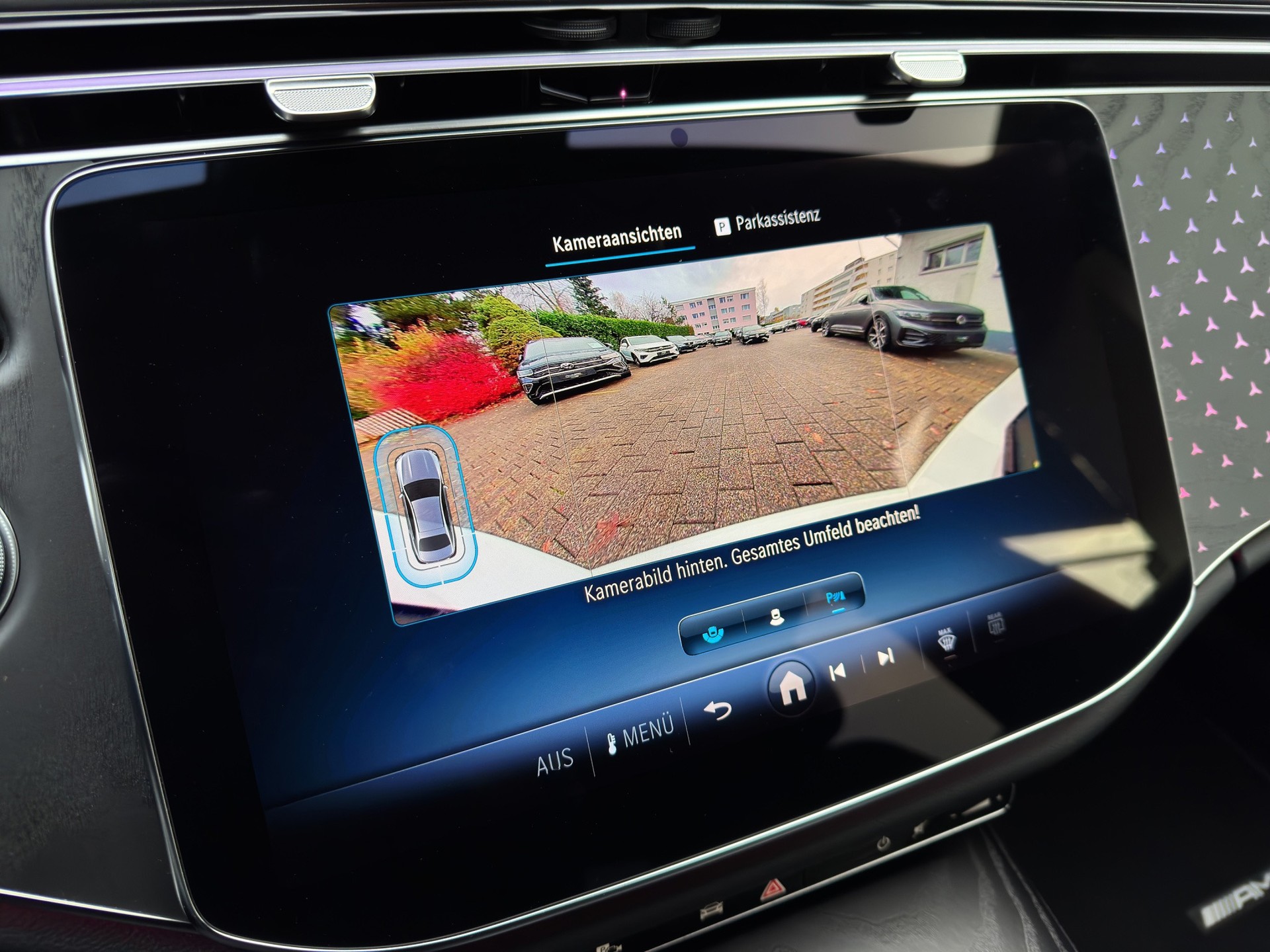 MERCEDES-BENZ E 200 9G-Tronic AMG Line "Burmester-Distronic"-image-18