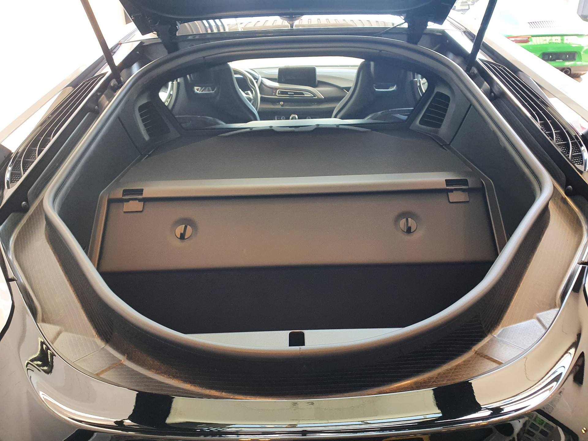 BMW i8 Coupé-image-29