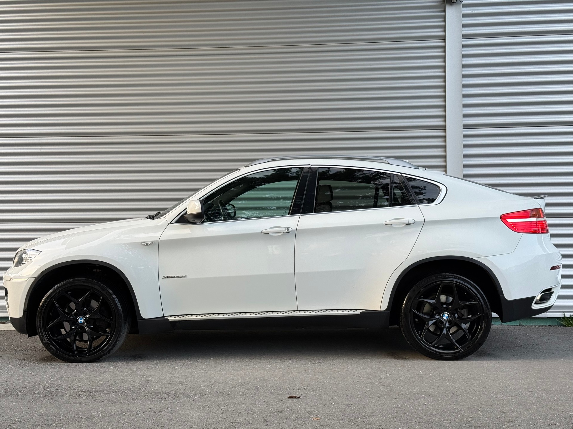 BMW X6 xDrive 40d Steptronic-image-1