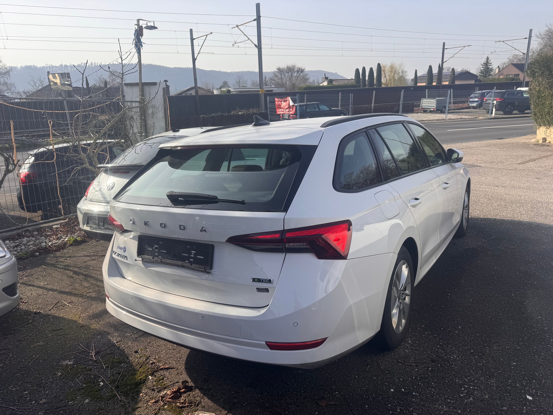 SKODA Octavia Combi 1.0 TSI mHEV DSG Style-image-4