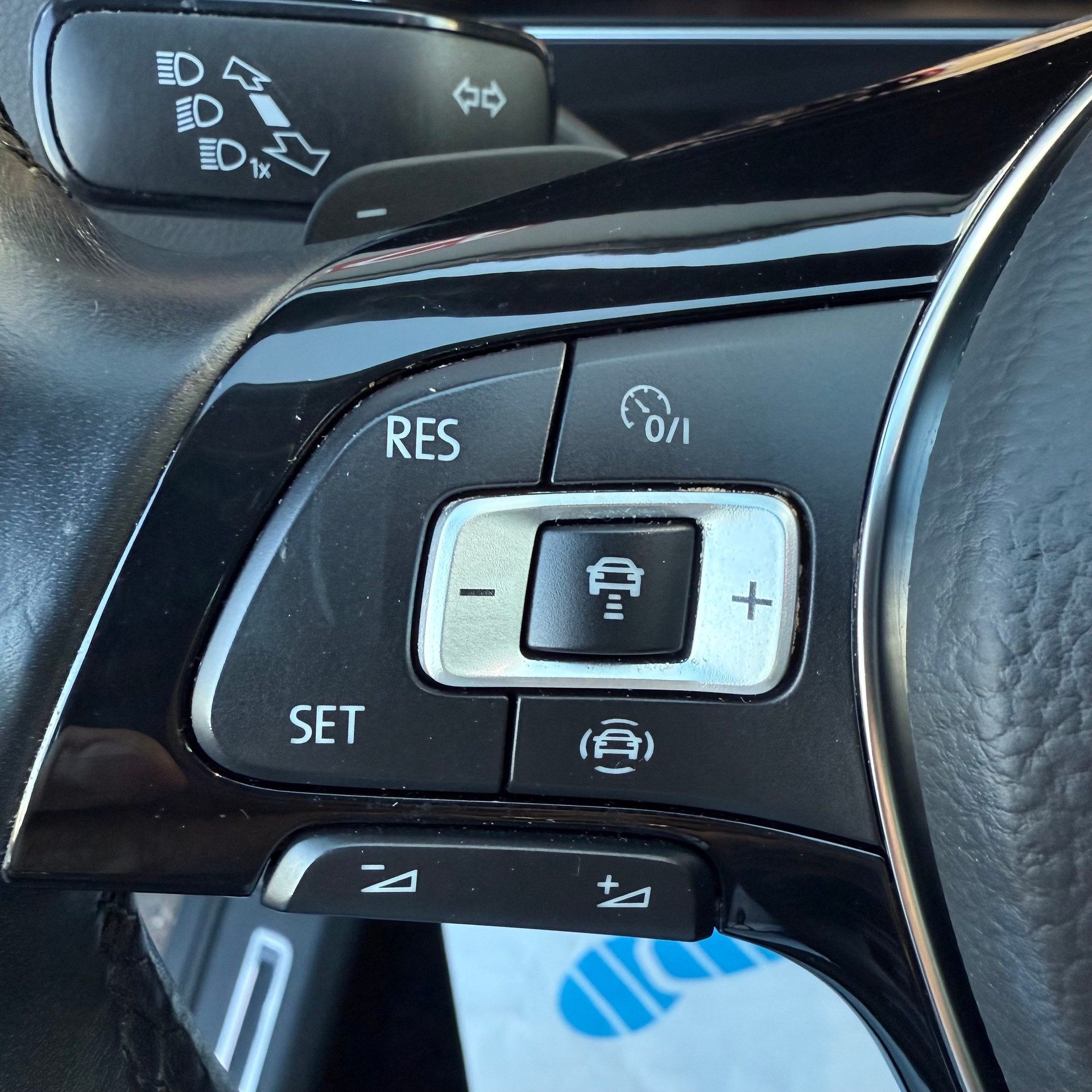 VW Tiguan 2.0 TDI SCR Highline 4Motion DSG *Anhängerkupplung*-image-19