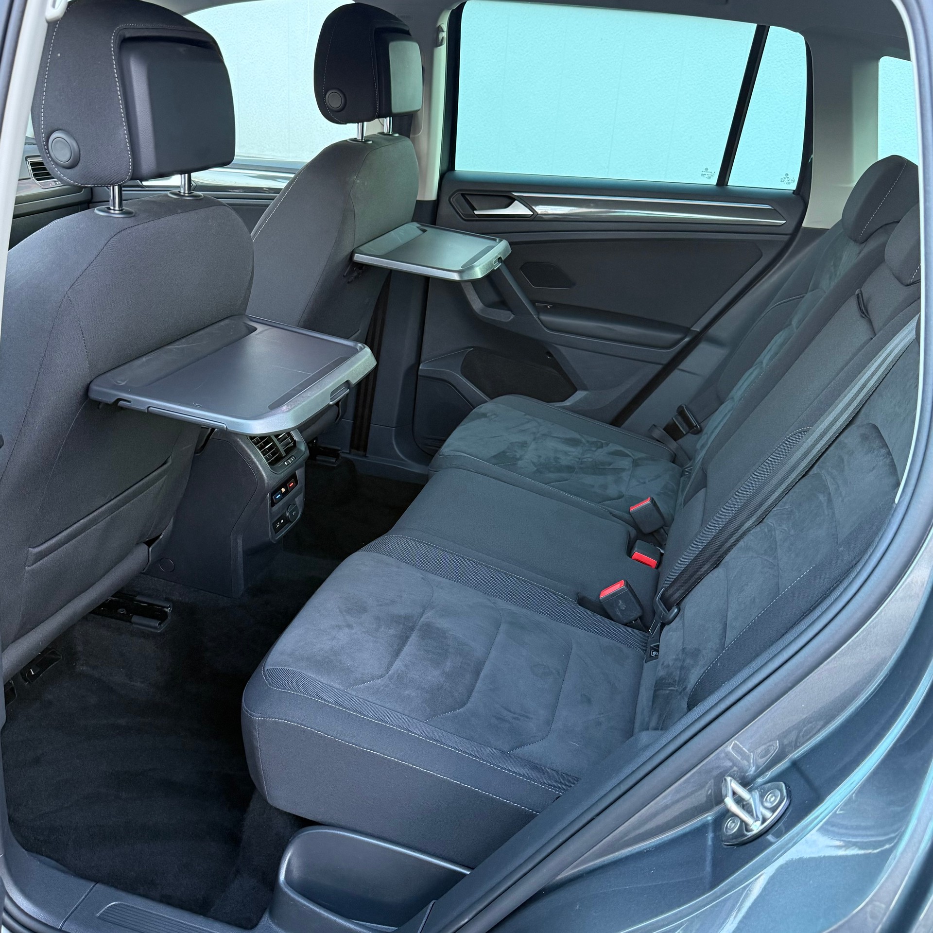 VW Tiguan 2.0 TDI SCR Highline 4Motion DSG *Anhängerkupplung*-image-13