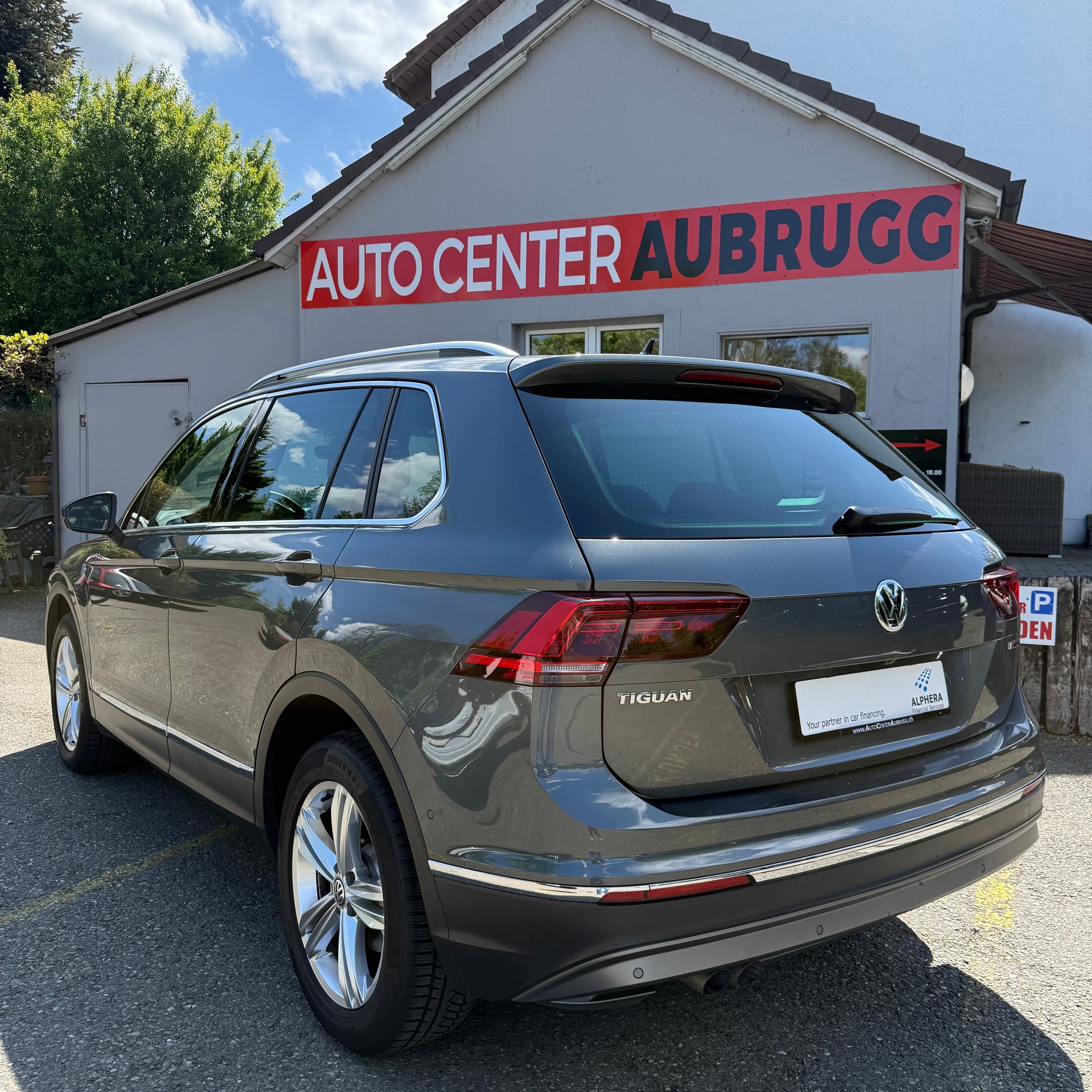 VW Tiguan 2.0 TDI SCR Highline 4Motion DSG *Anhängerkupplung*-showroom-element-2