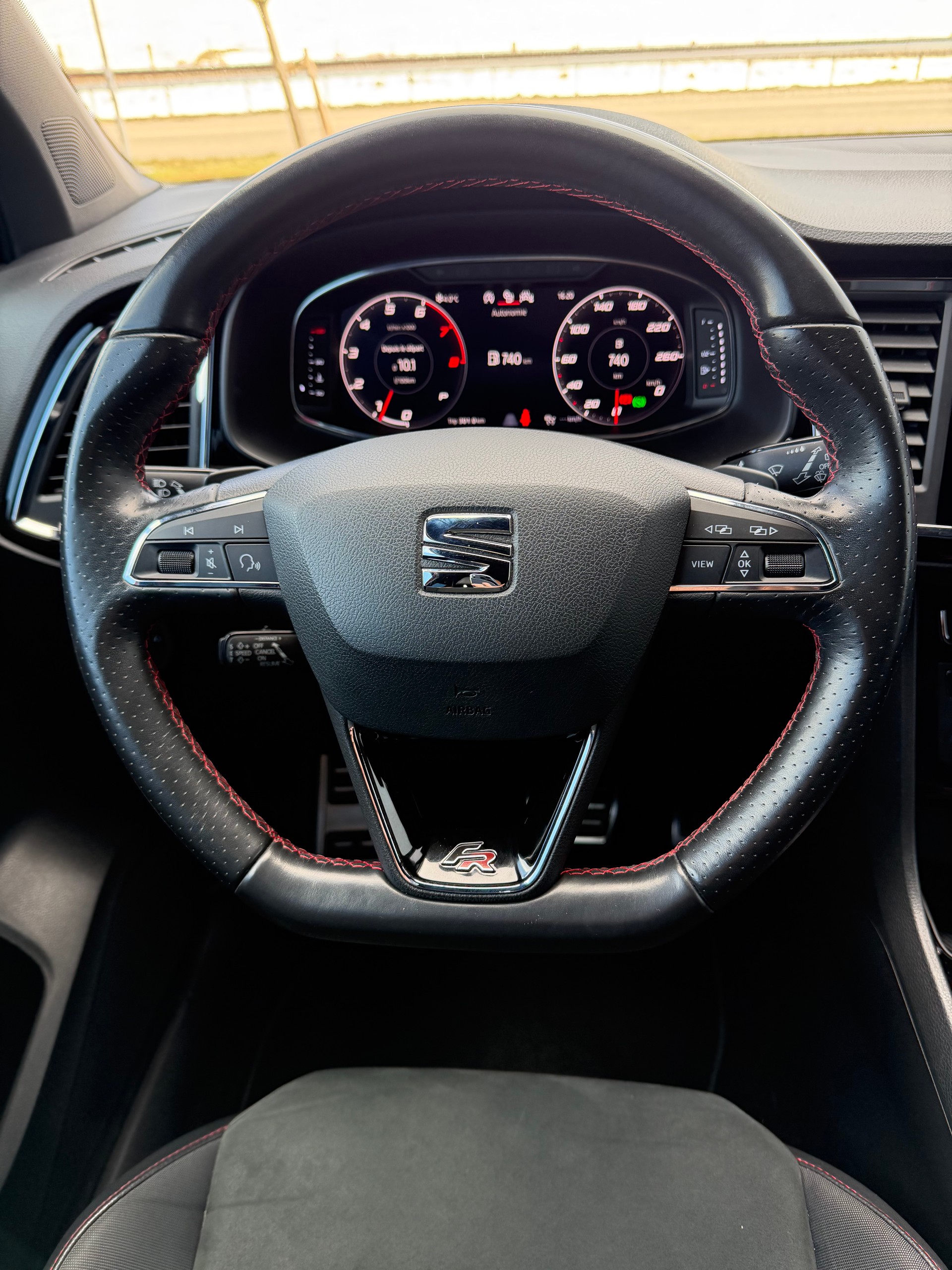 SEAT Ateca 2.0 TSI FR 4Drive DSG-image-8