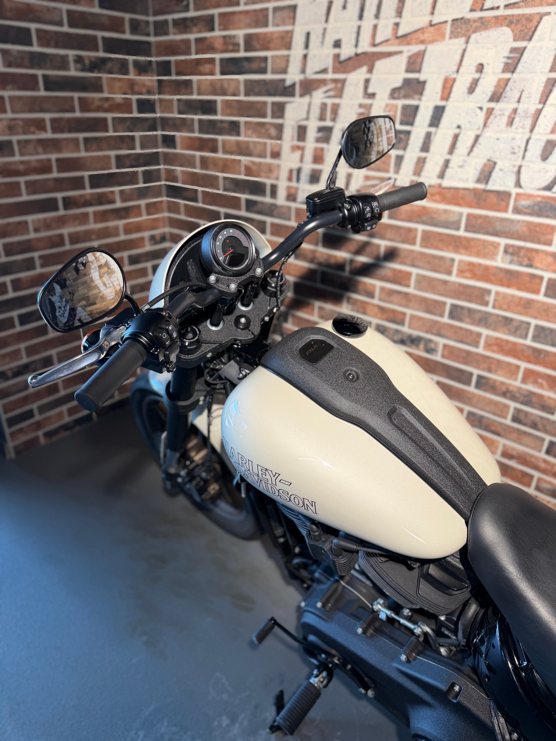 HARLEY-DAVIDSON FXLRS Low Rider S 117-image-6