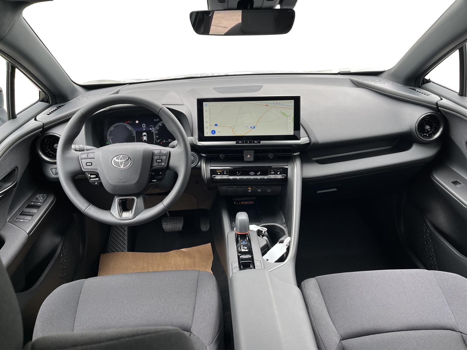 TOYOTA C-HR 2.0 PHEV Swiss Edition-image-4