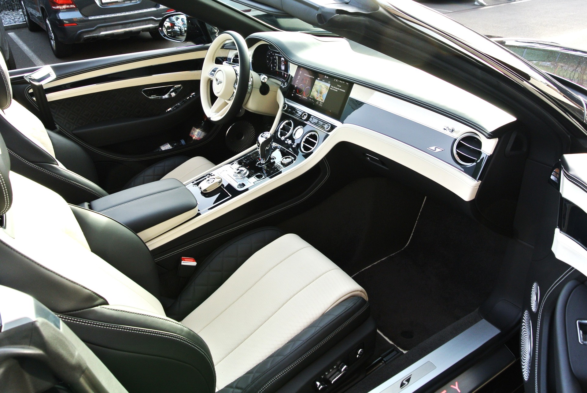 BENTLEY Continental GTC 4.0 V8 S-image-16