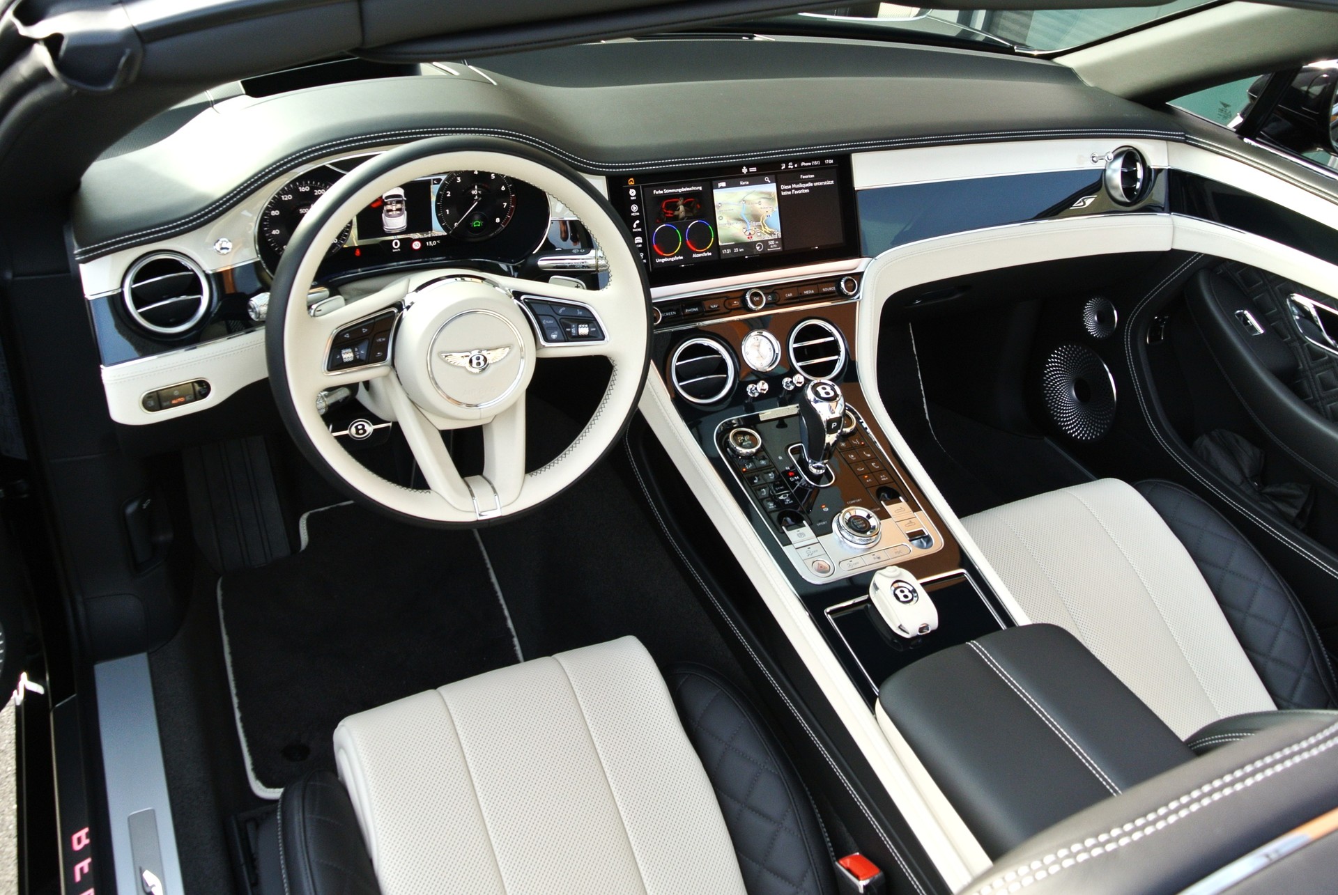 BENTLEY Continental GTC 4.0 V8 S-image-20