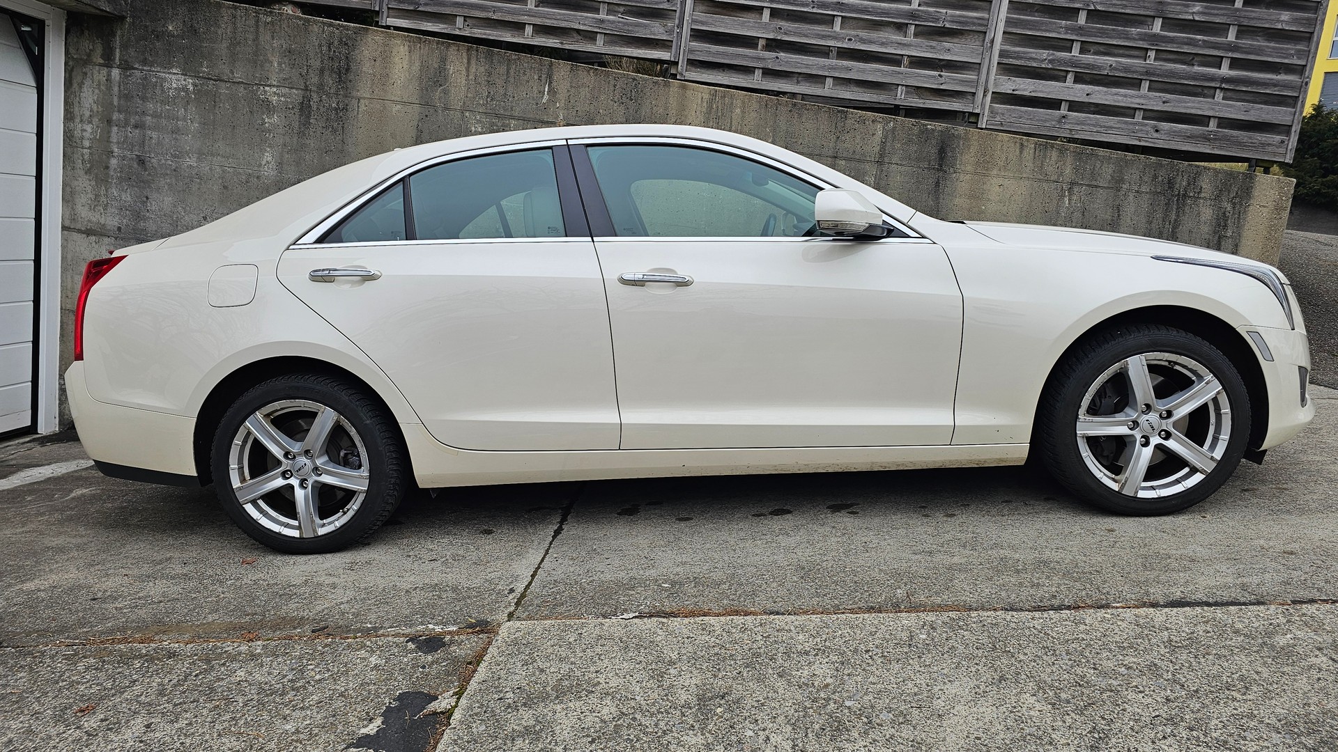 CADILLAC ATS Sedan 2.0 Turbo Luxury AWD Automatic-image-10