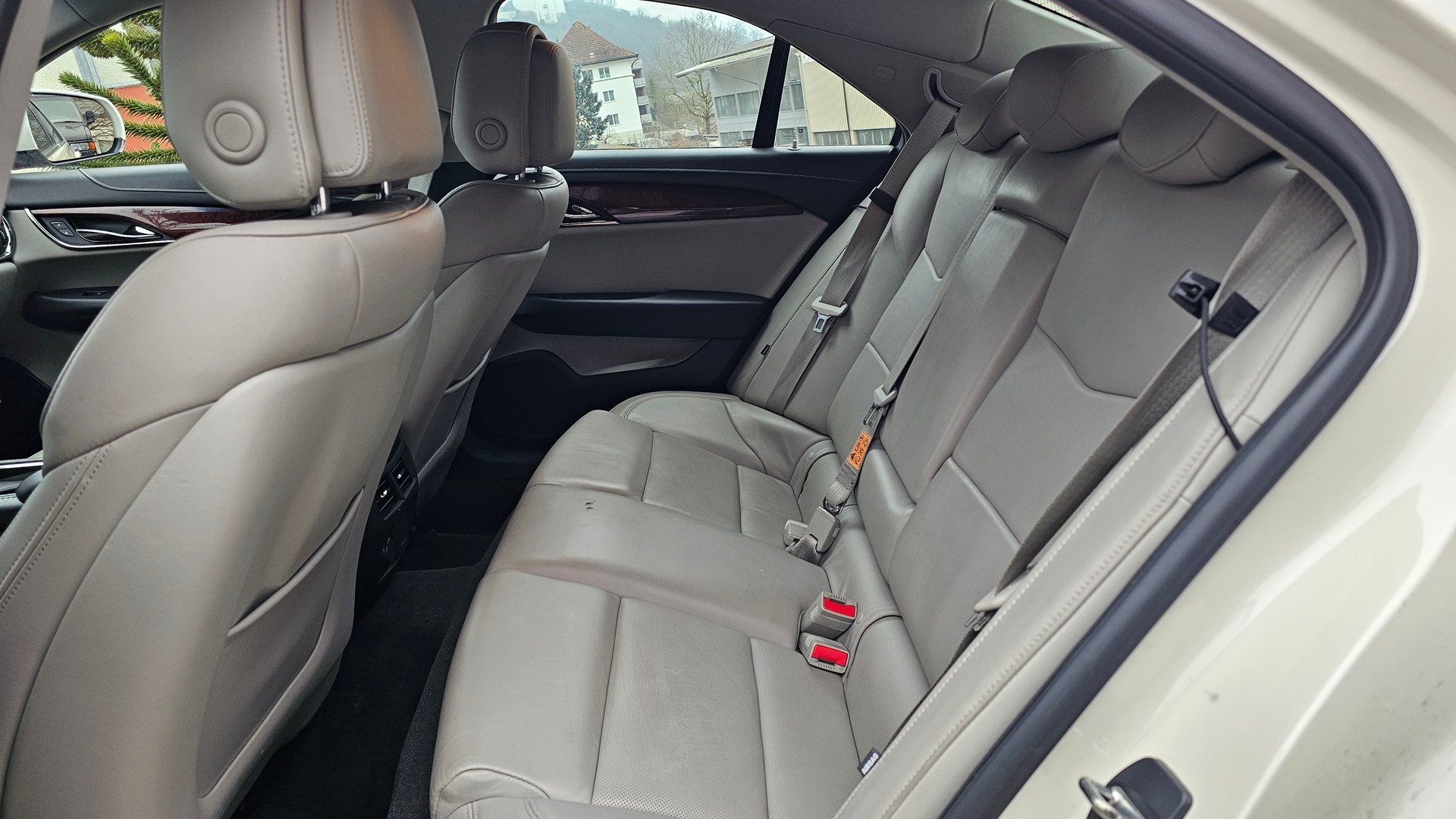 CADILLAC ATS Sedan 2.0 Turbo Luxury AWD Automatic-image-9