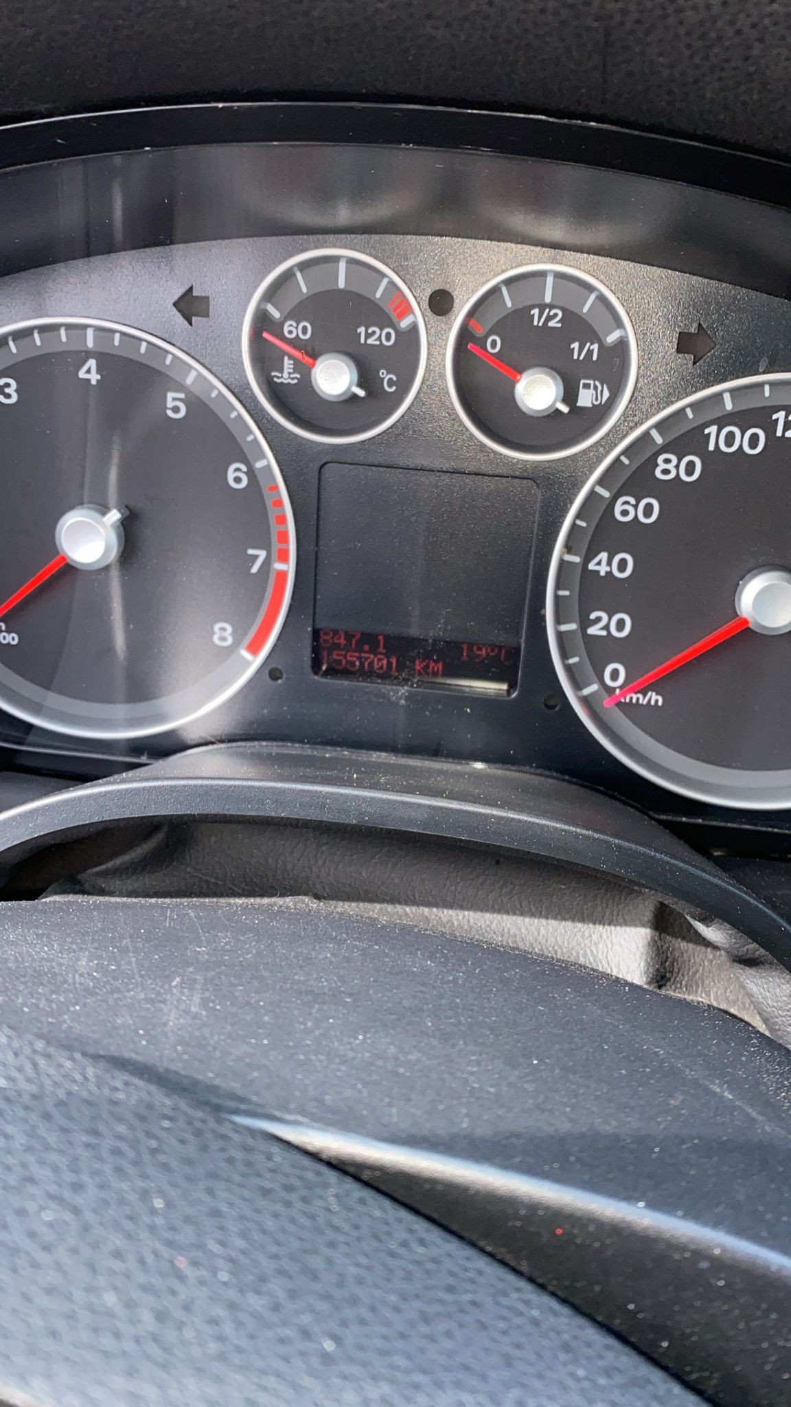 FORD Focus CC 1.6i Ambiente-image-10
