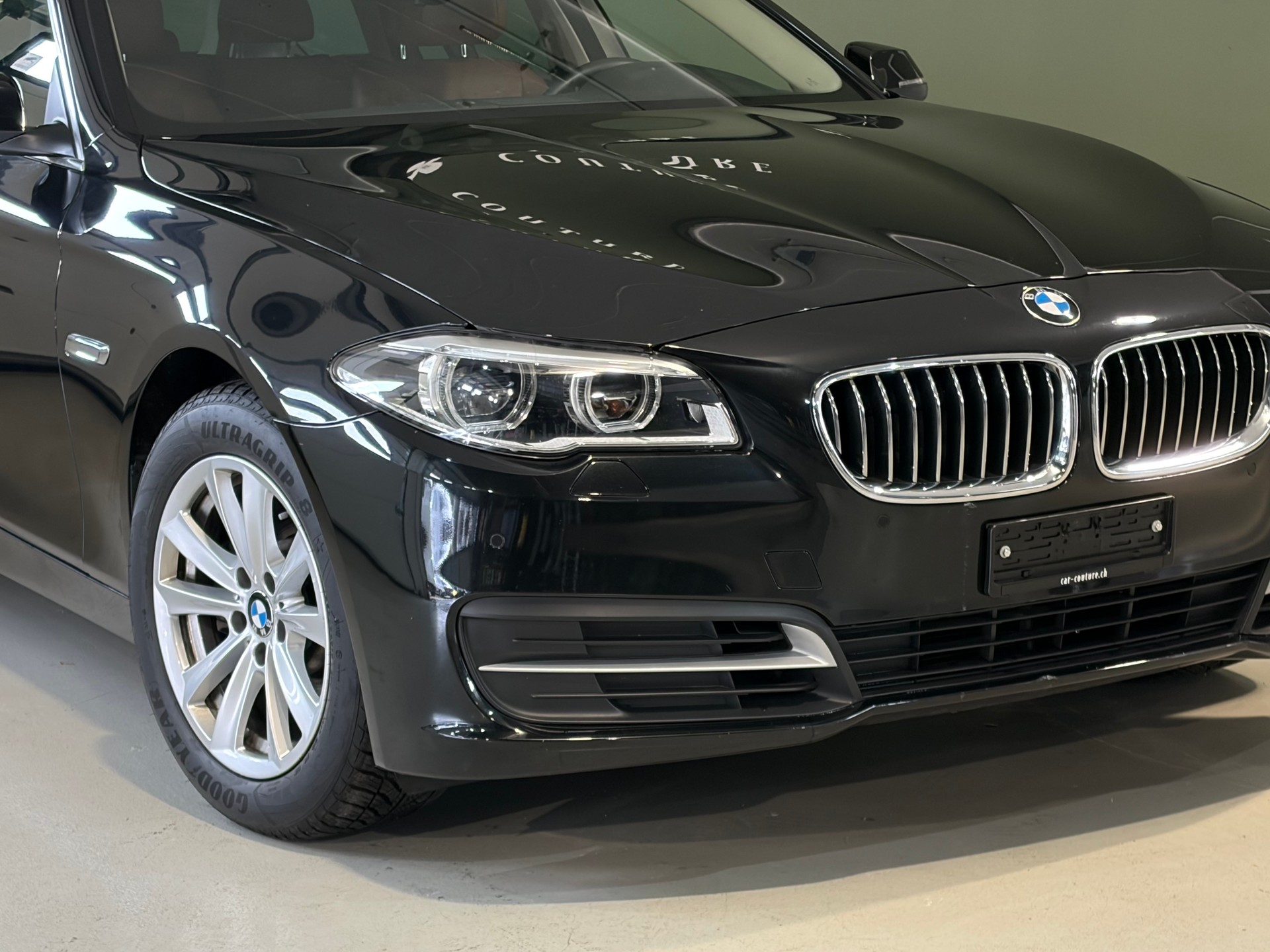 BMW 525d Touring xDrive Steptronic*Ab MFK*LED-Scheinwerfer*-showroom-element-3