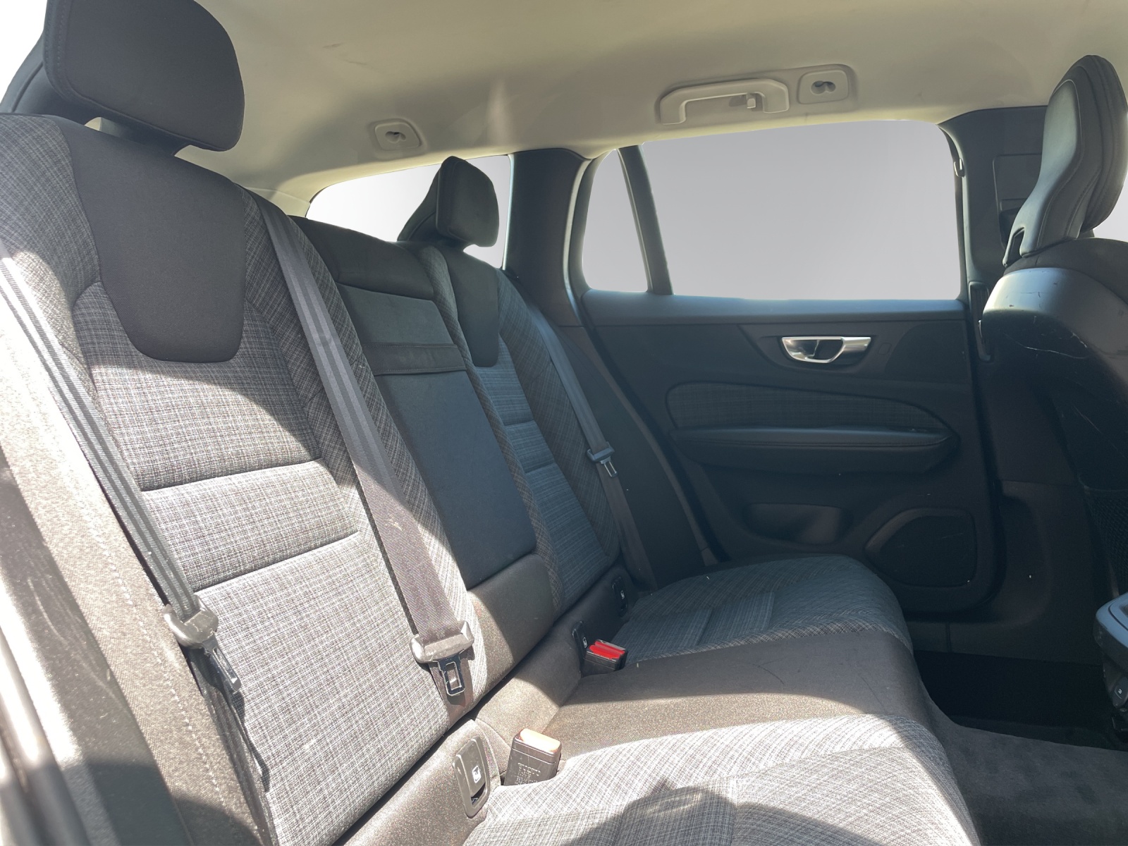VOLVO V60 B4 Diesel Mild Hybrid Core Geartronic-image-12