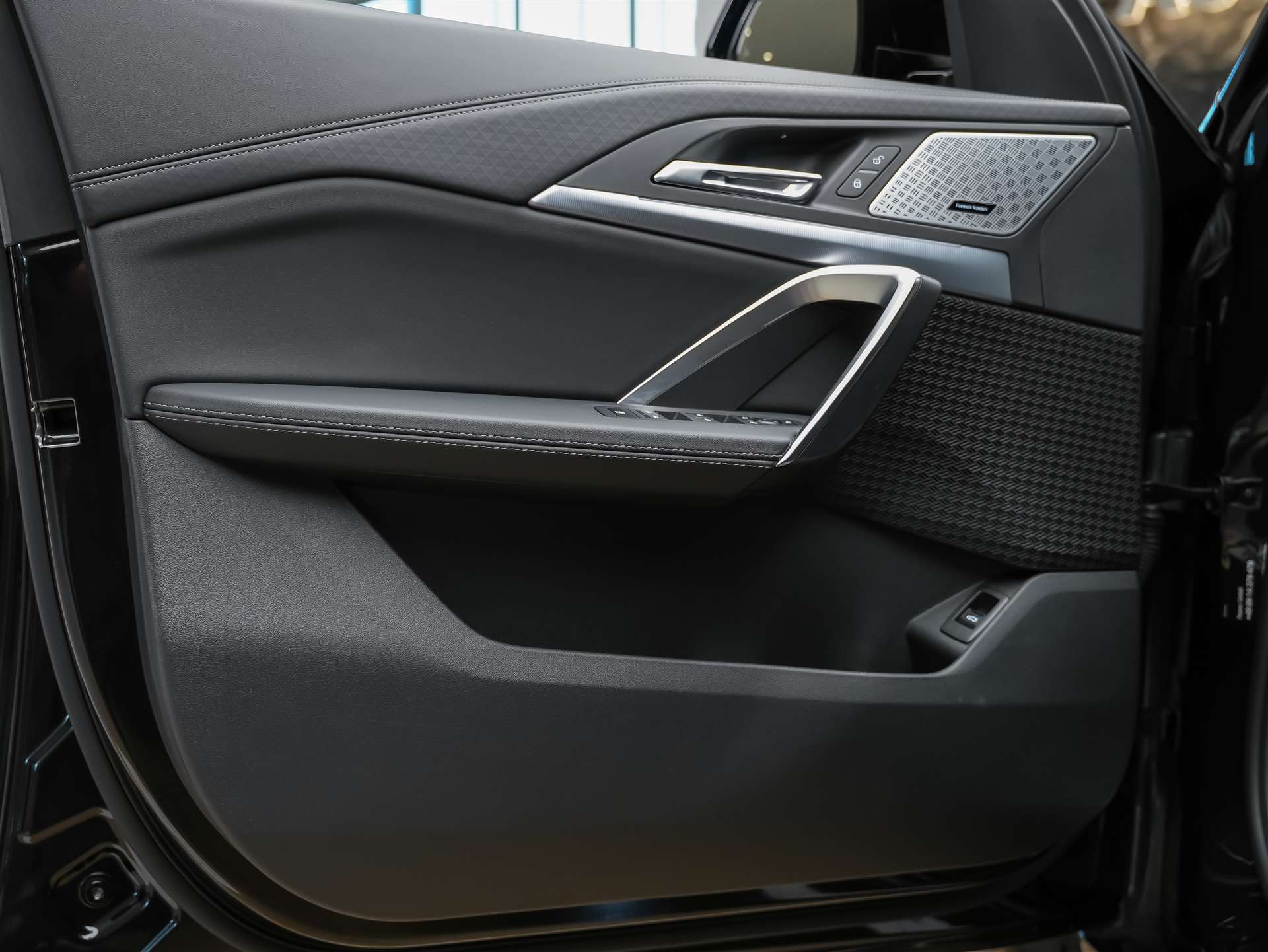 BMW X2 xDrive M35i M Sport Pro *360° Kamera*Leder Veganza*Iconic Glow*Head-Up*-image-22