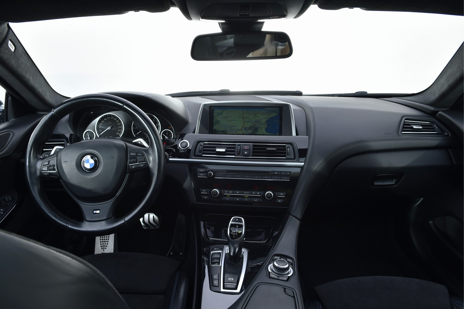 BMW 640i Coupé xDrive M-Paket-image-12