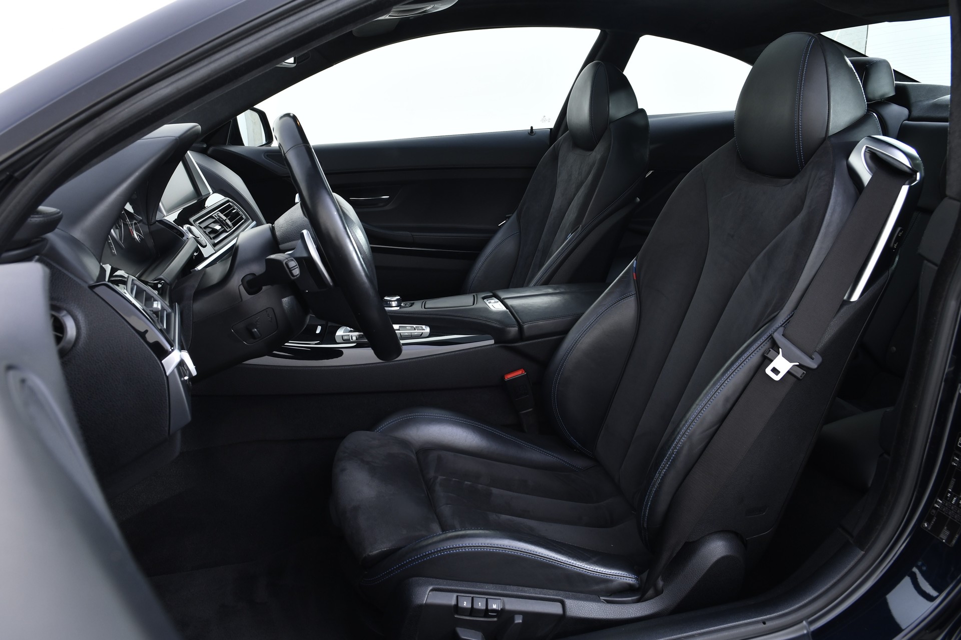 BMW 640i Coupé xDrive M-Paket-image-11